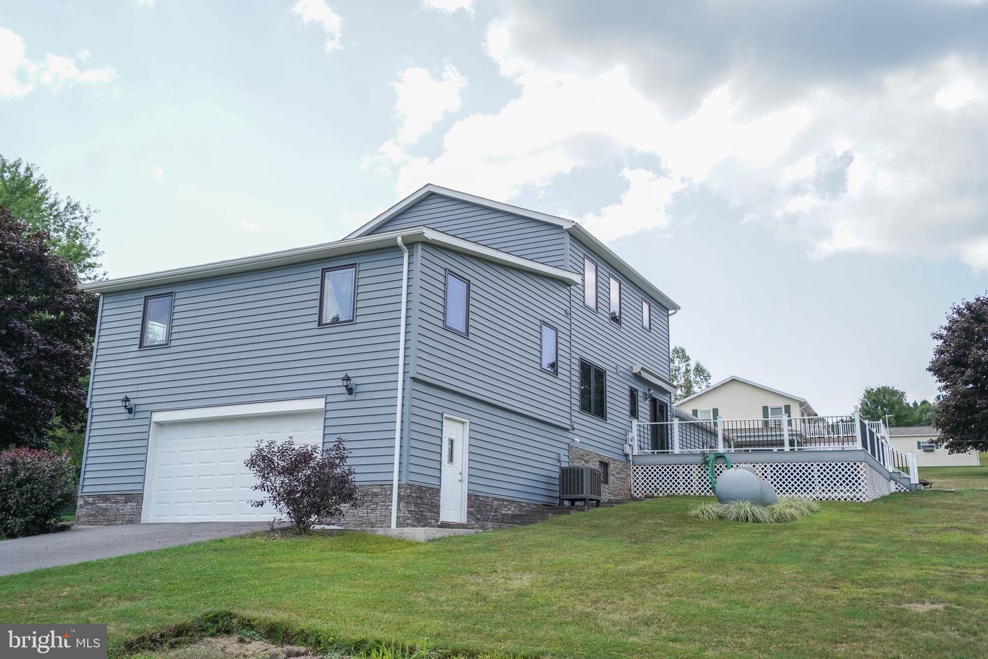 208 Drane Dr