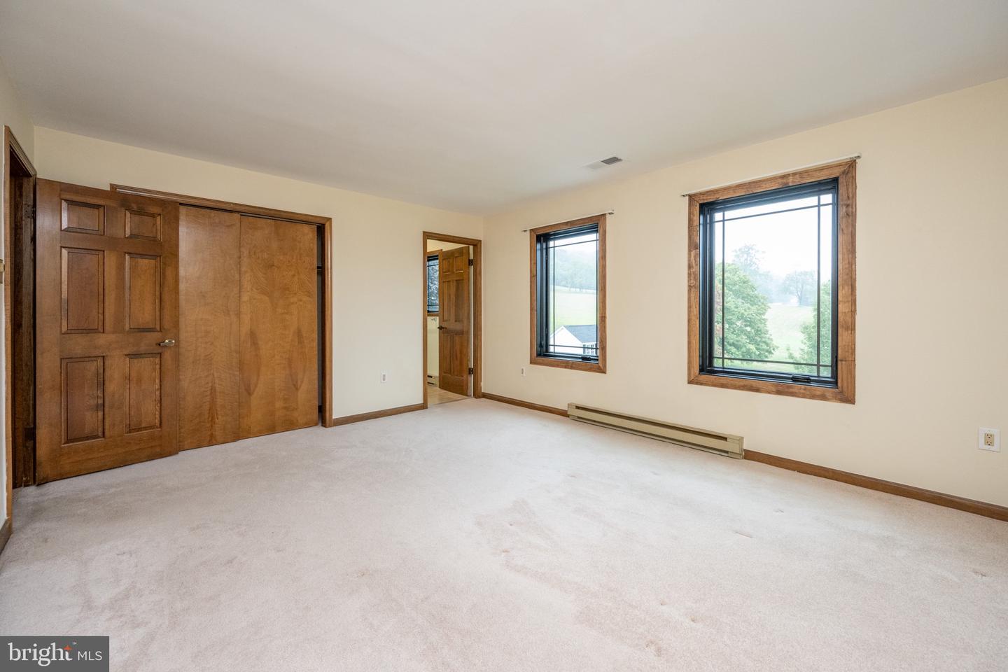 208 Drane Dr