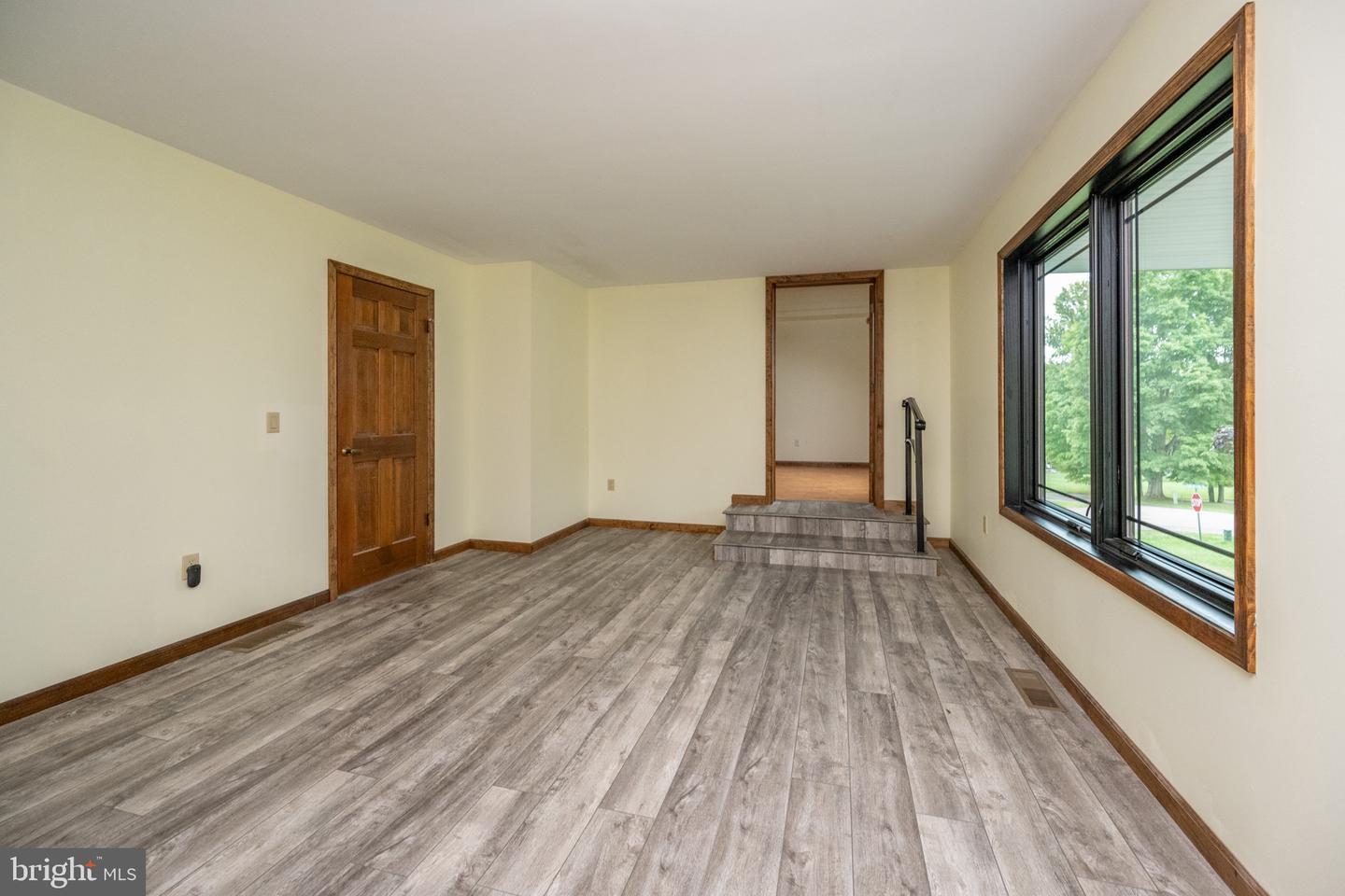 208 Drane Dr