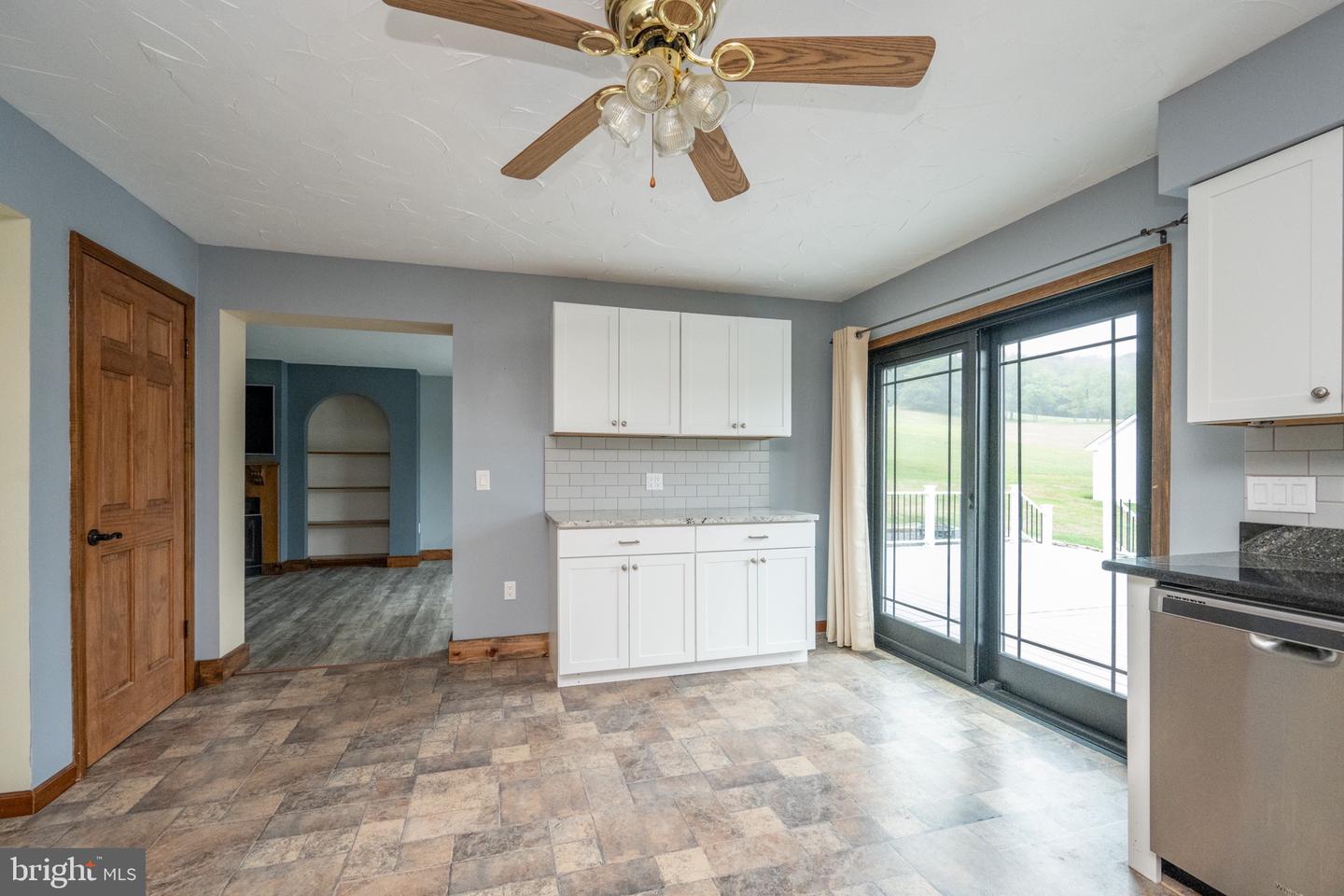 208 Drane Dr