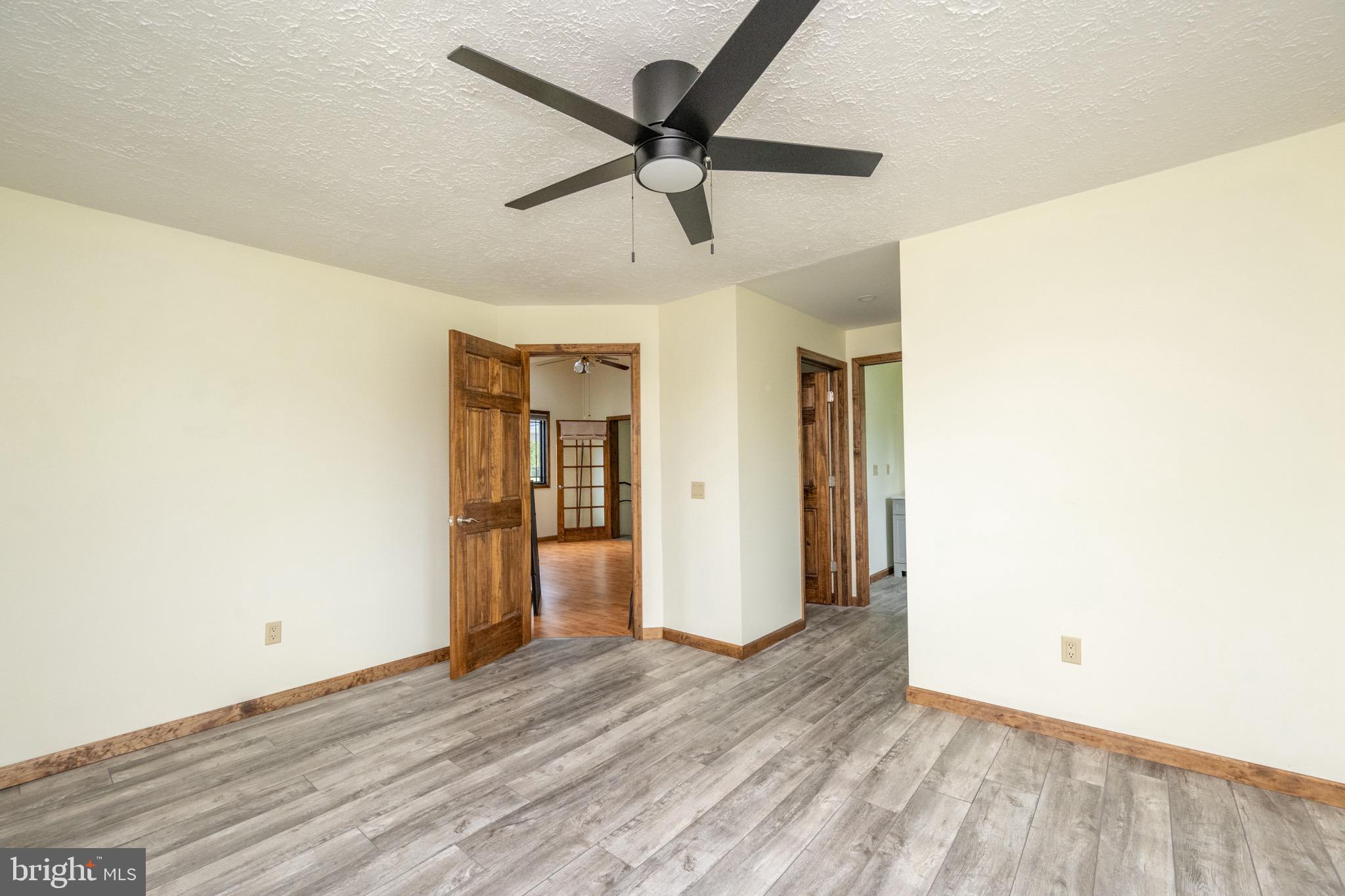 208 Drane Dr