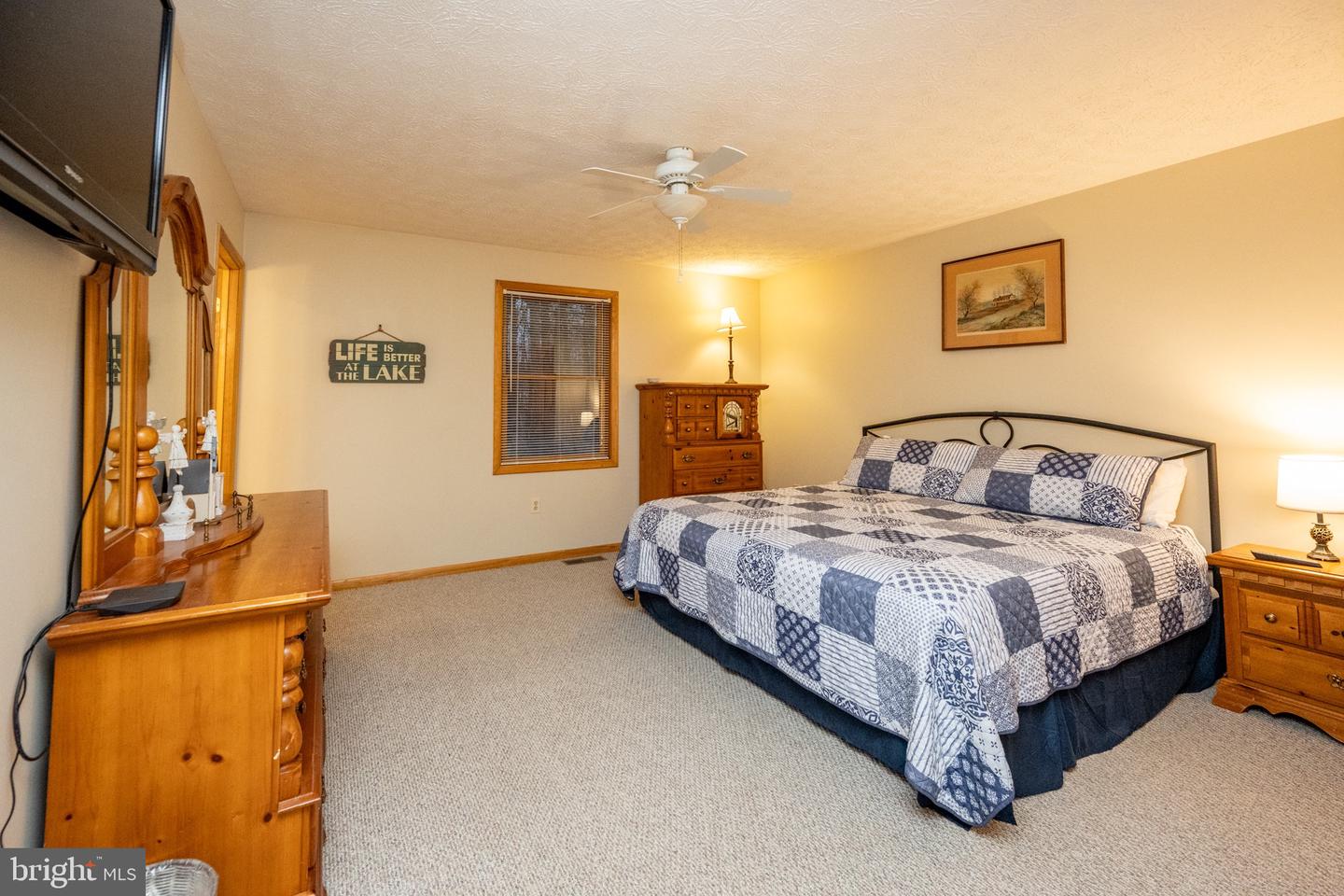 2467 Glendale Rd