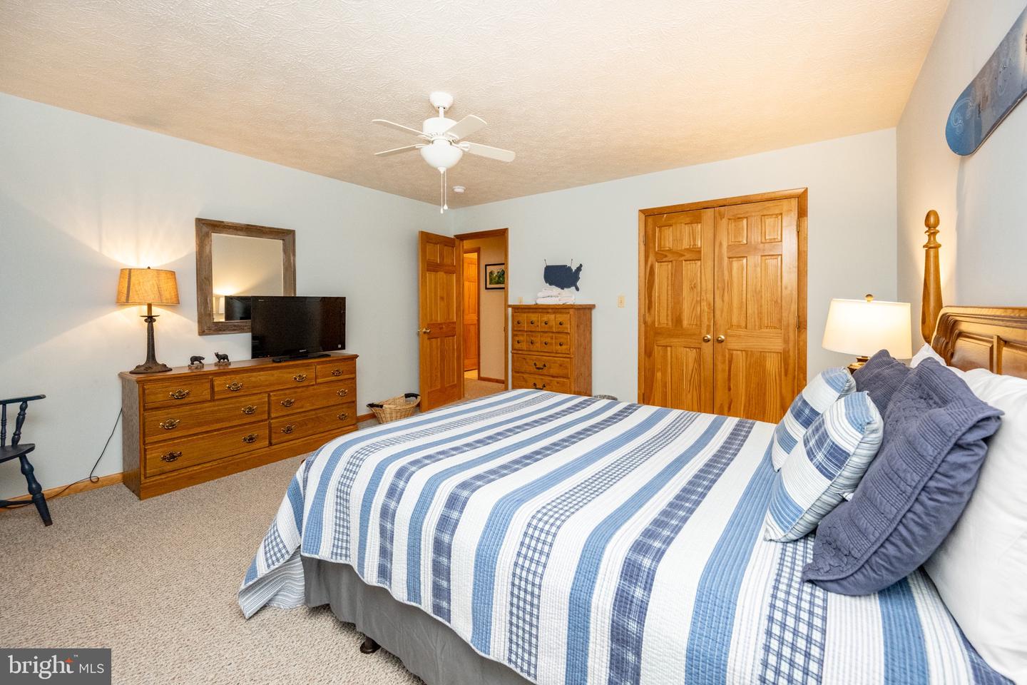 2467 Glendale Rd
