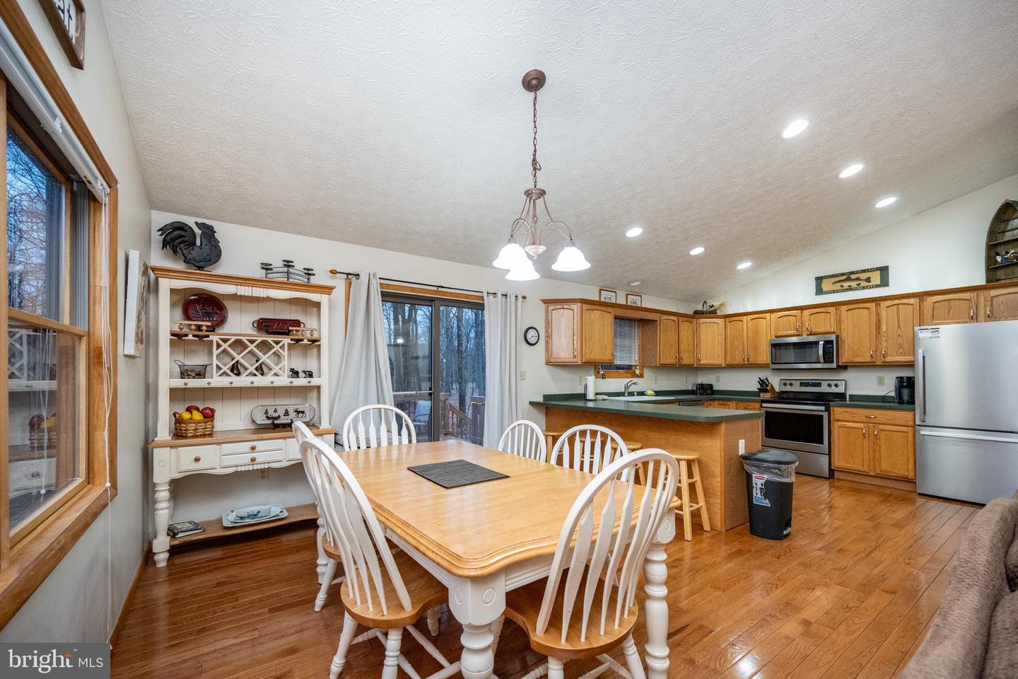 2467 Glendale Rd