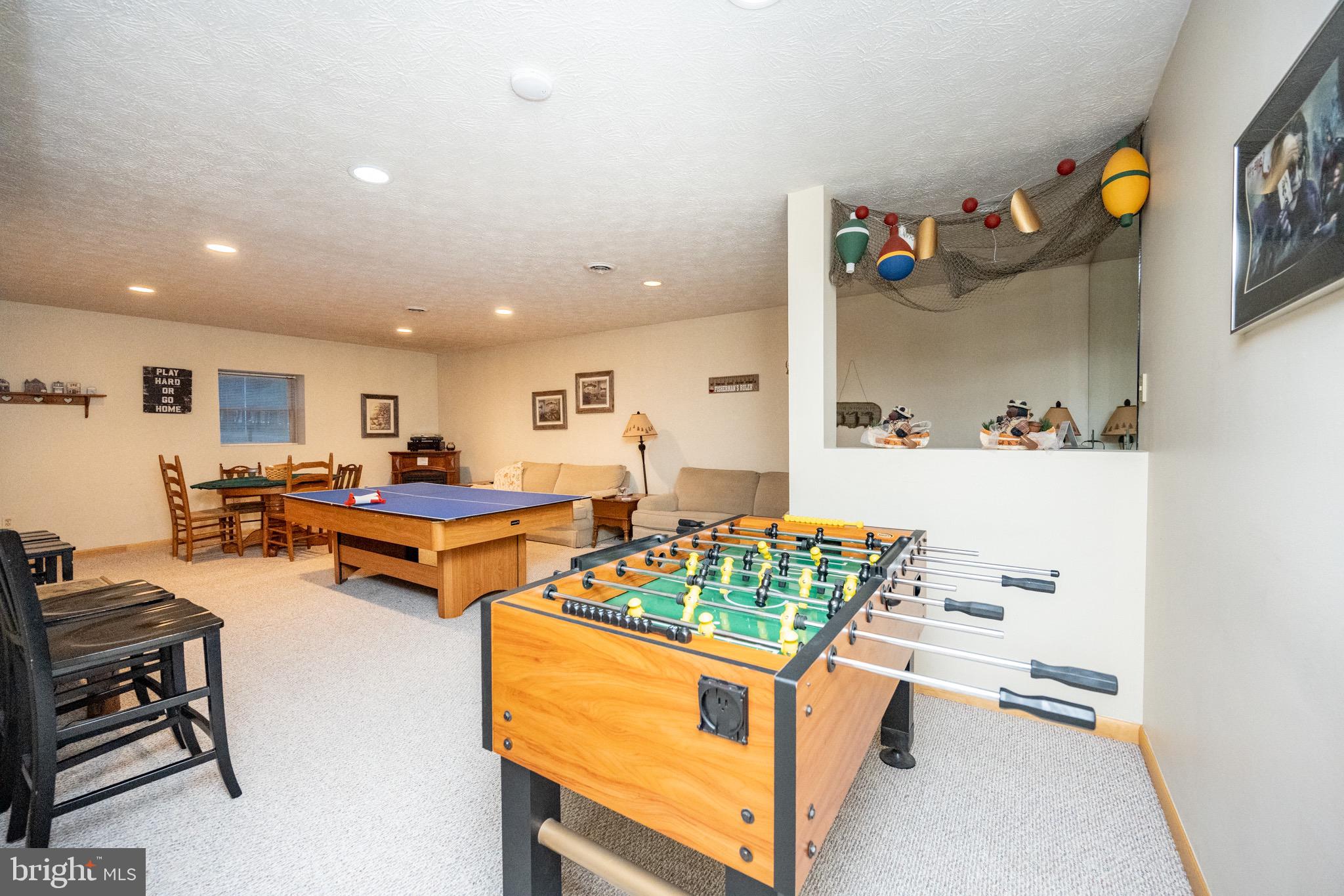 2467 Glendale Rd