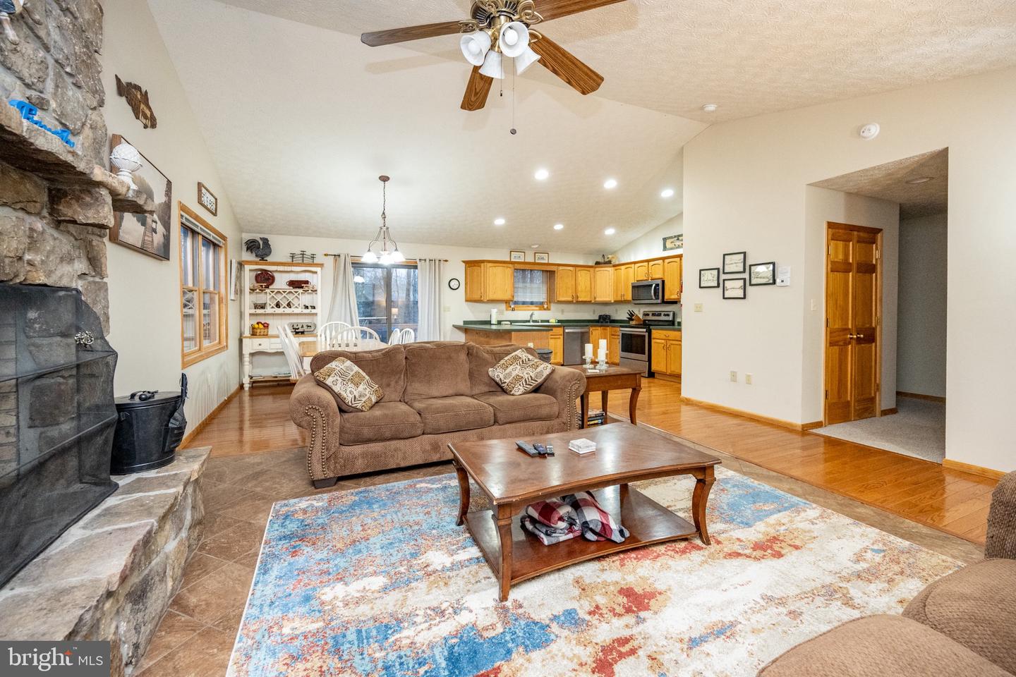 2467 Glendale Rd