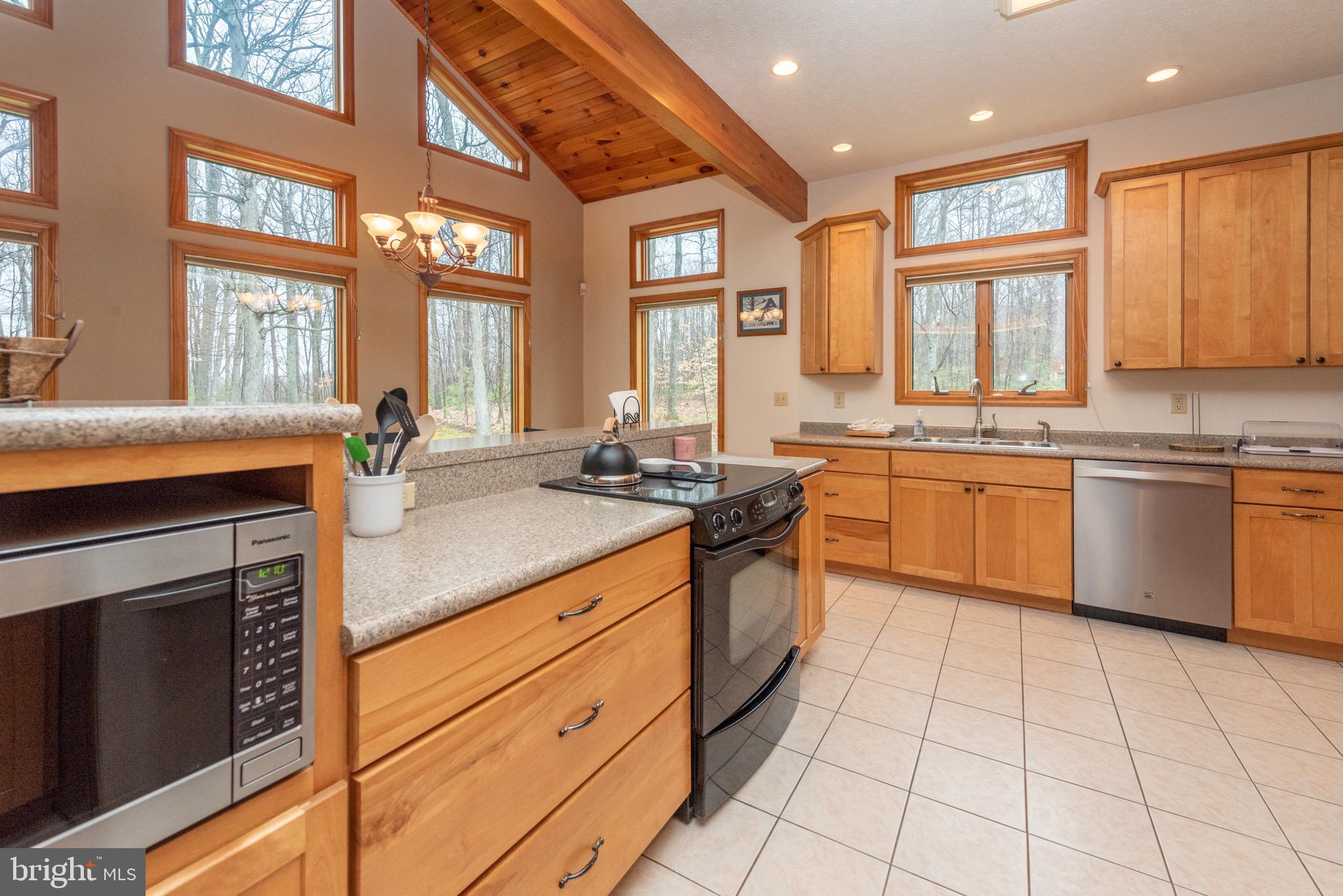332 Bracken Dr