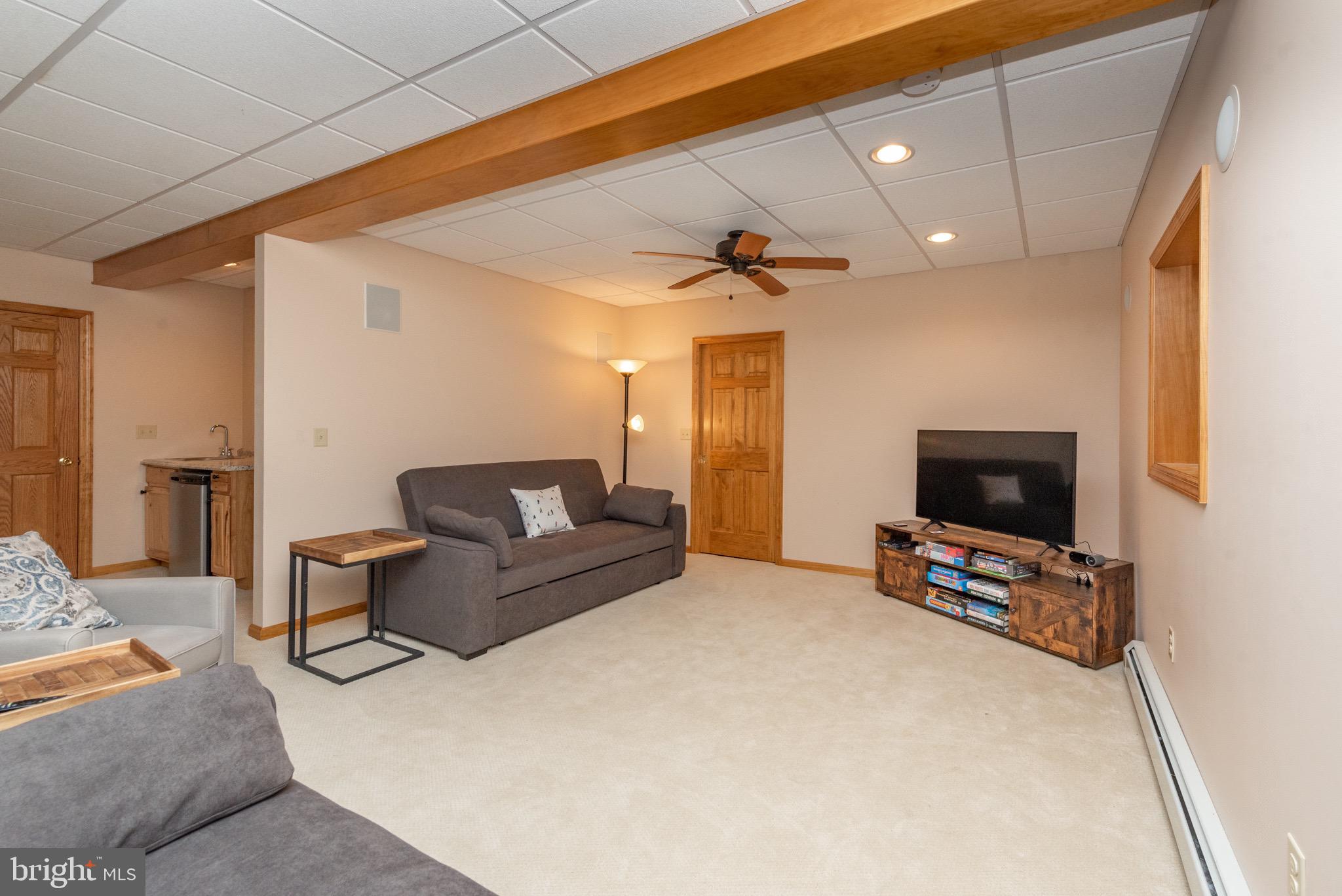 332 Bracken Dr