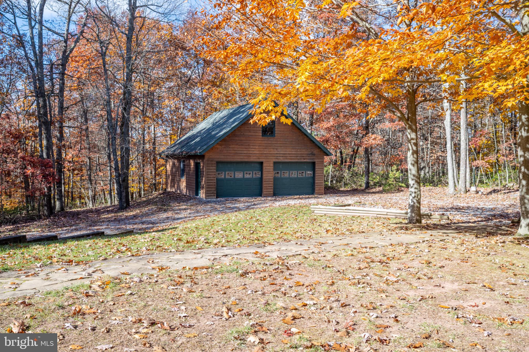 332 Bracken Dr