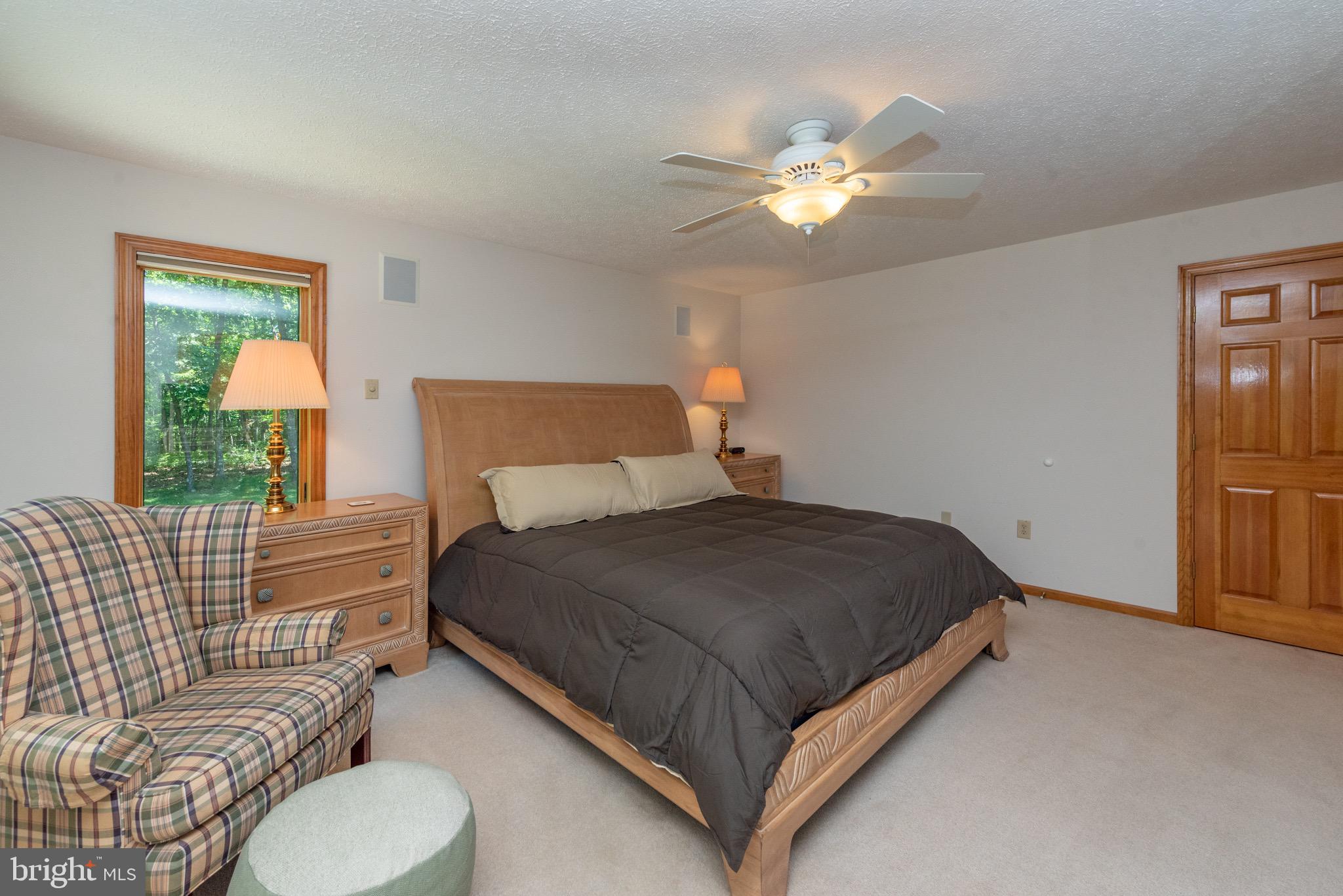 332 Bracken Dr
