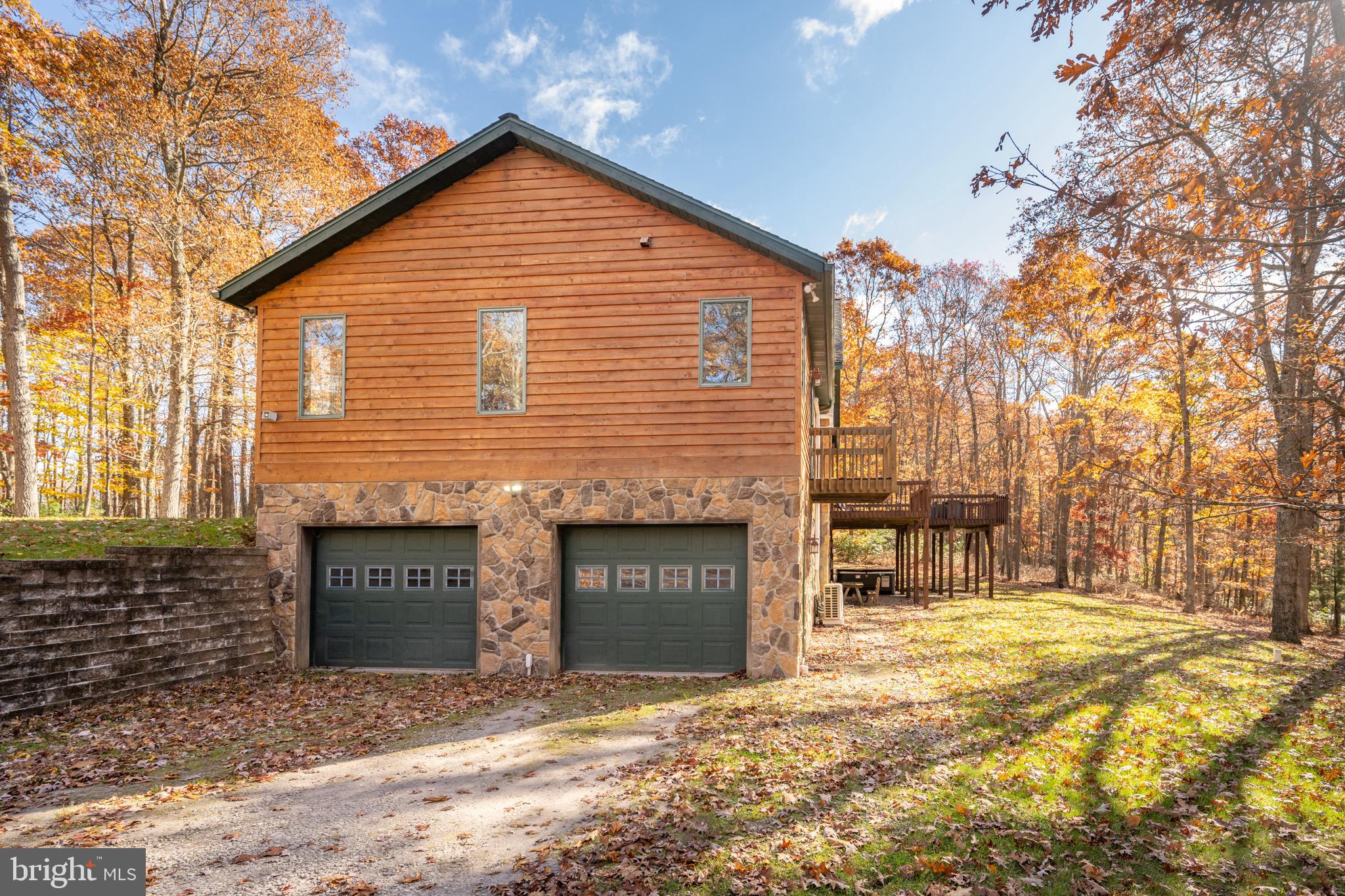 332 Bracken Dr