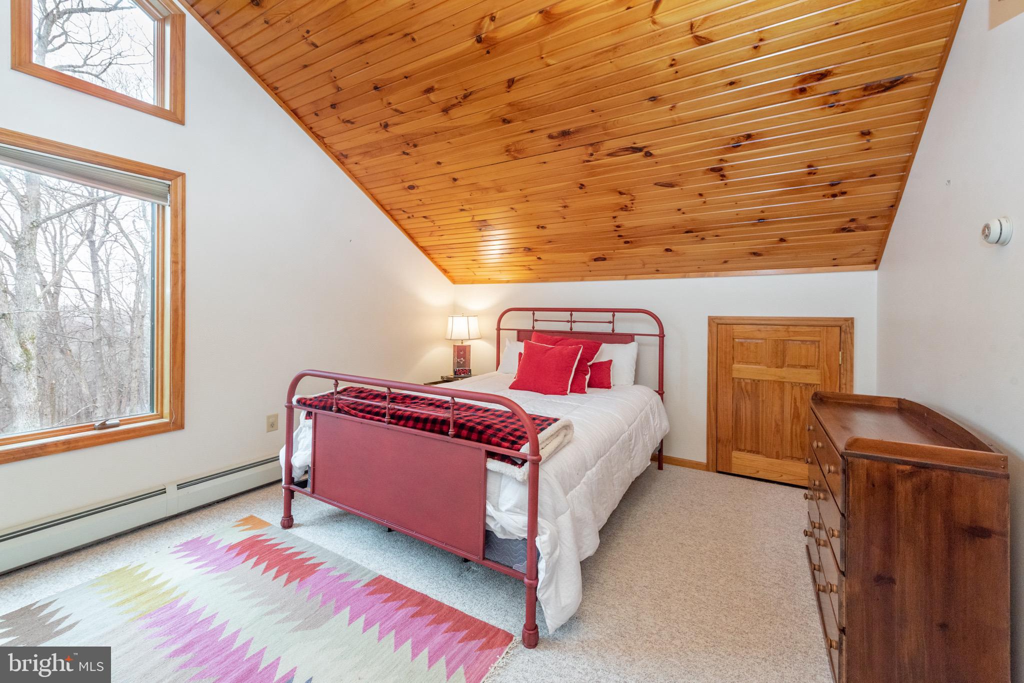 332 Bracken Dr