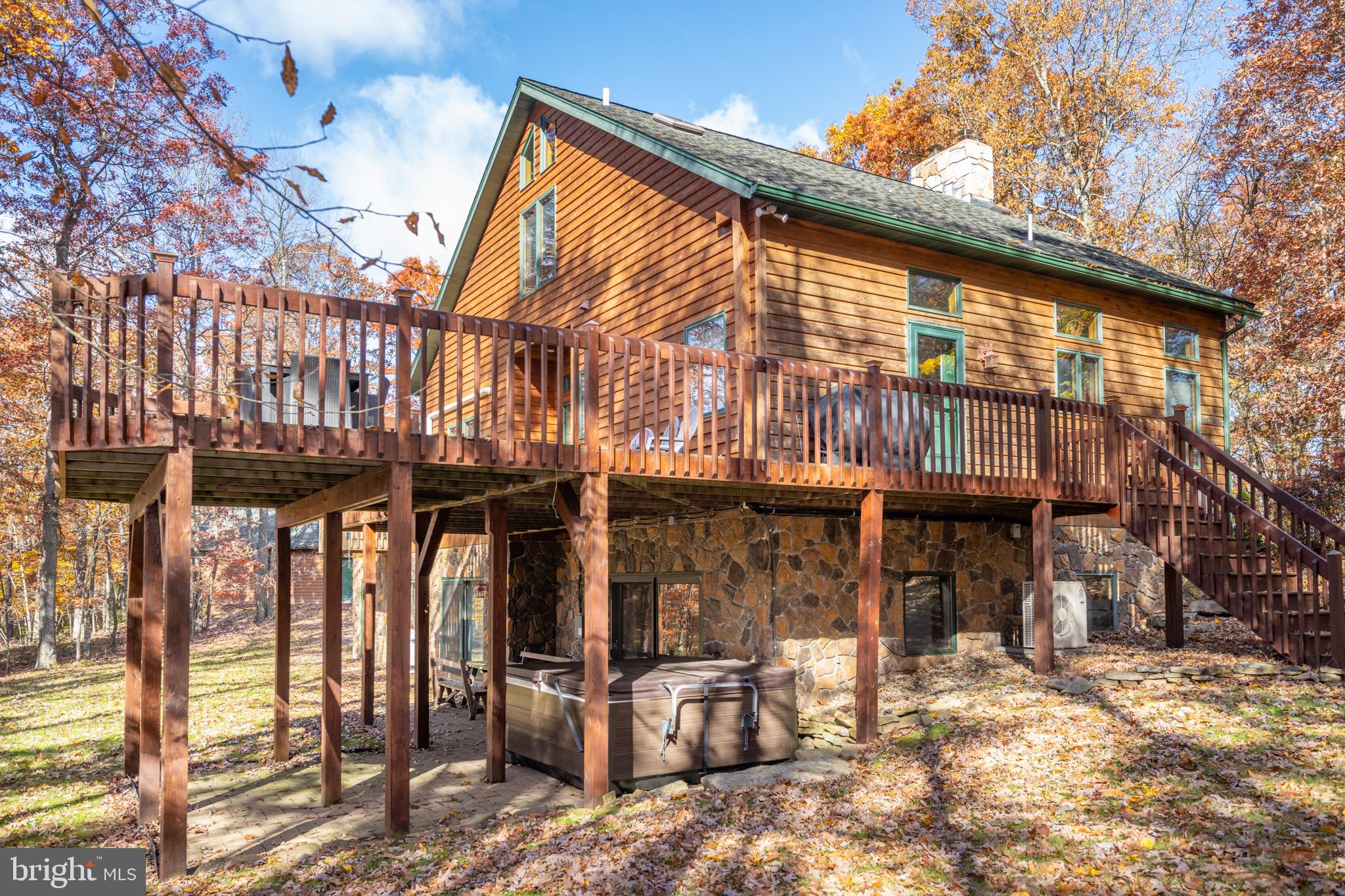 332 Bracken Dr