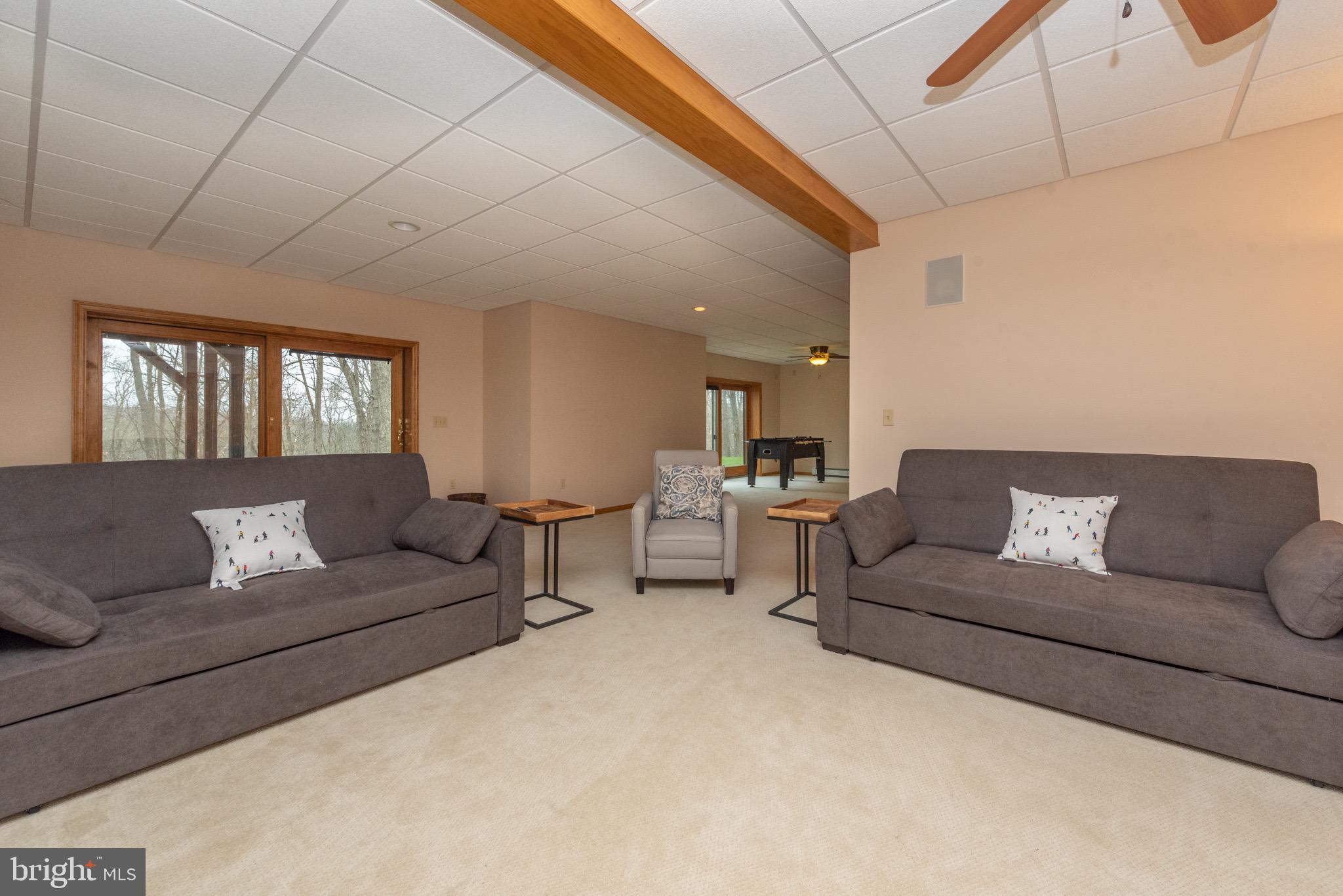 332 Bracken Dr