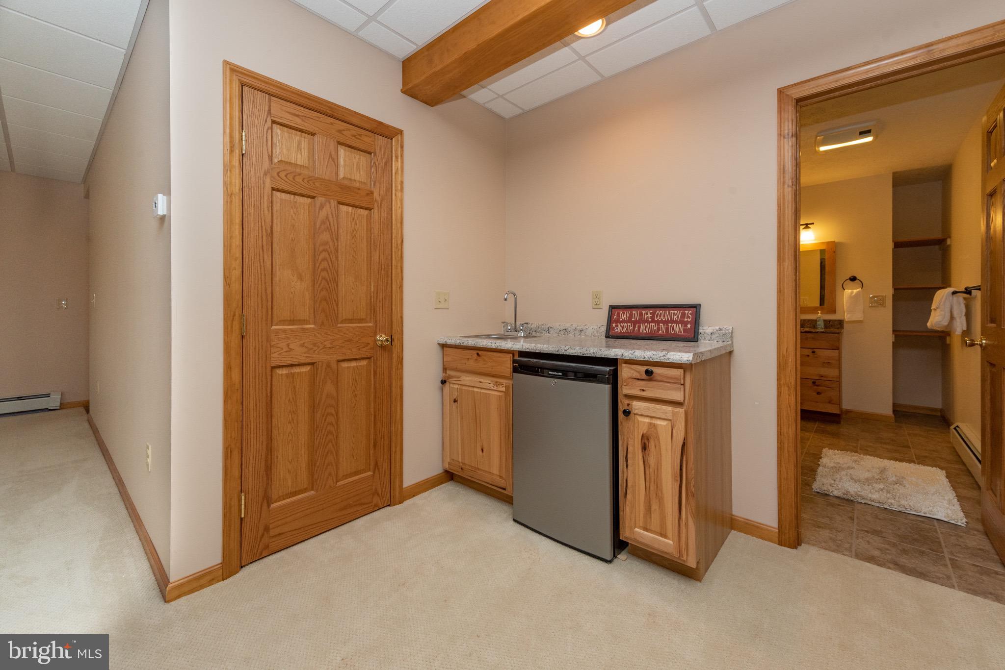 332 Bracken Dr