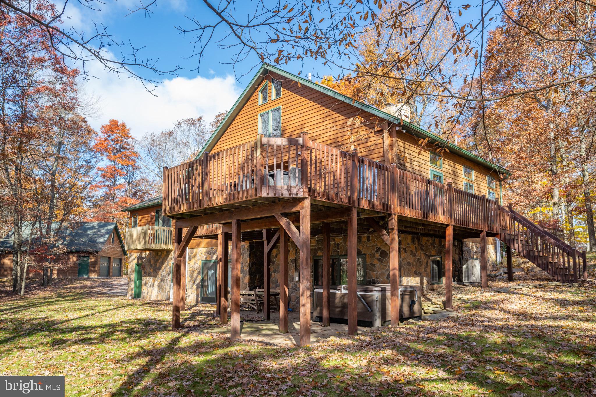 332 Bracken Dr