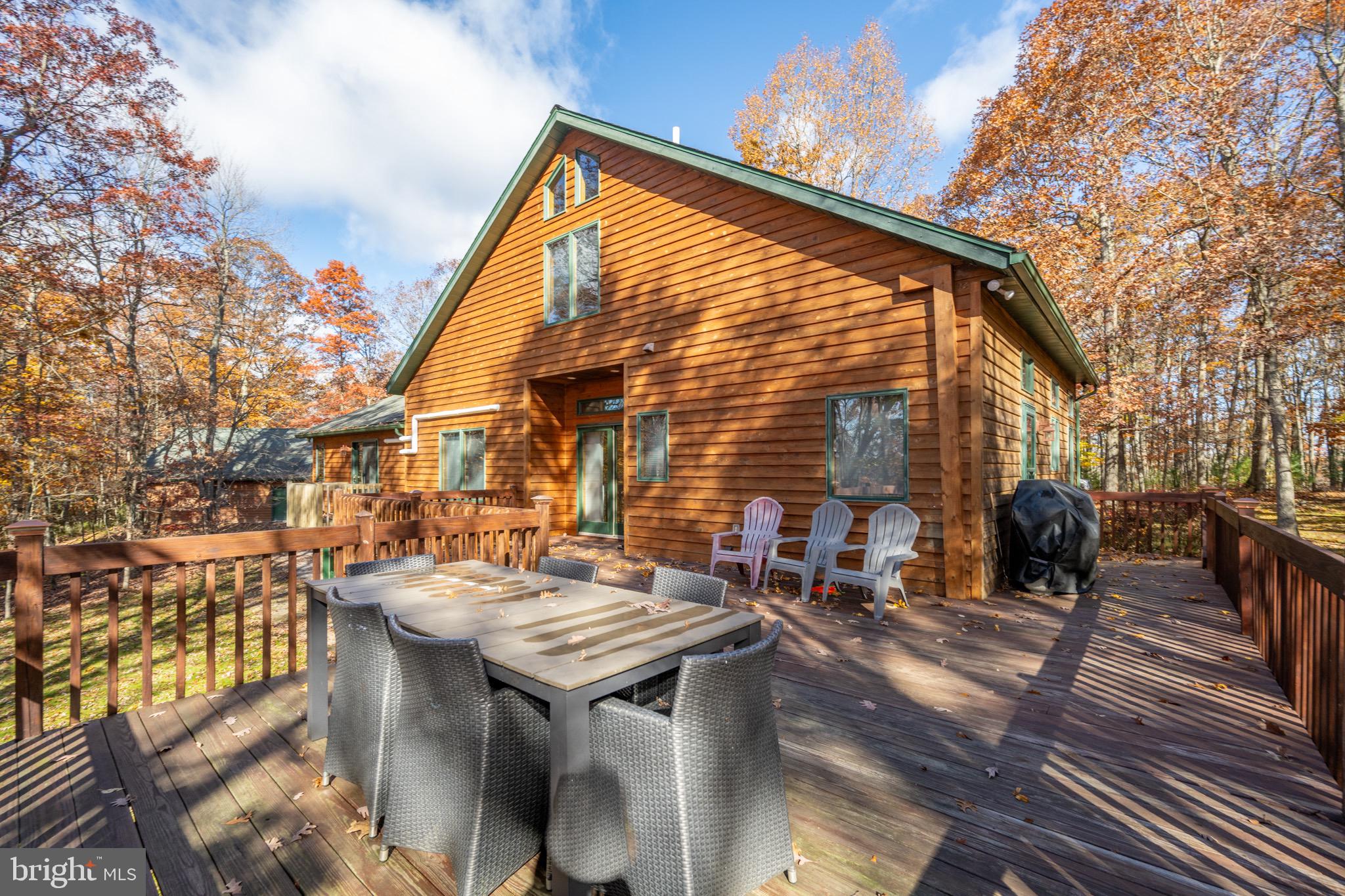 332 Bracken Dr