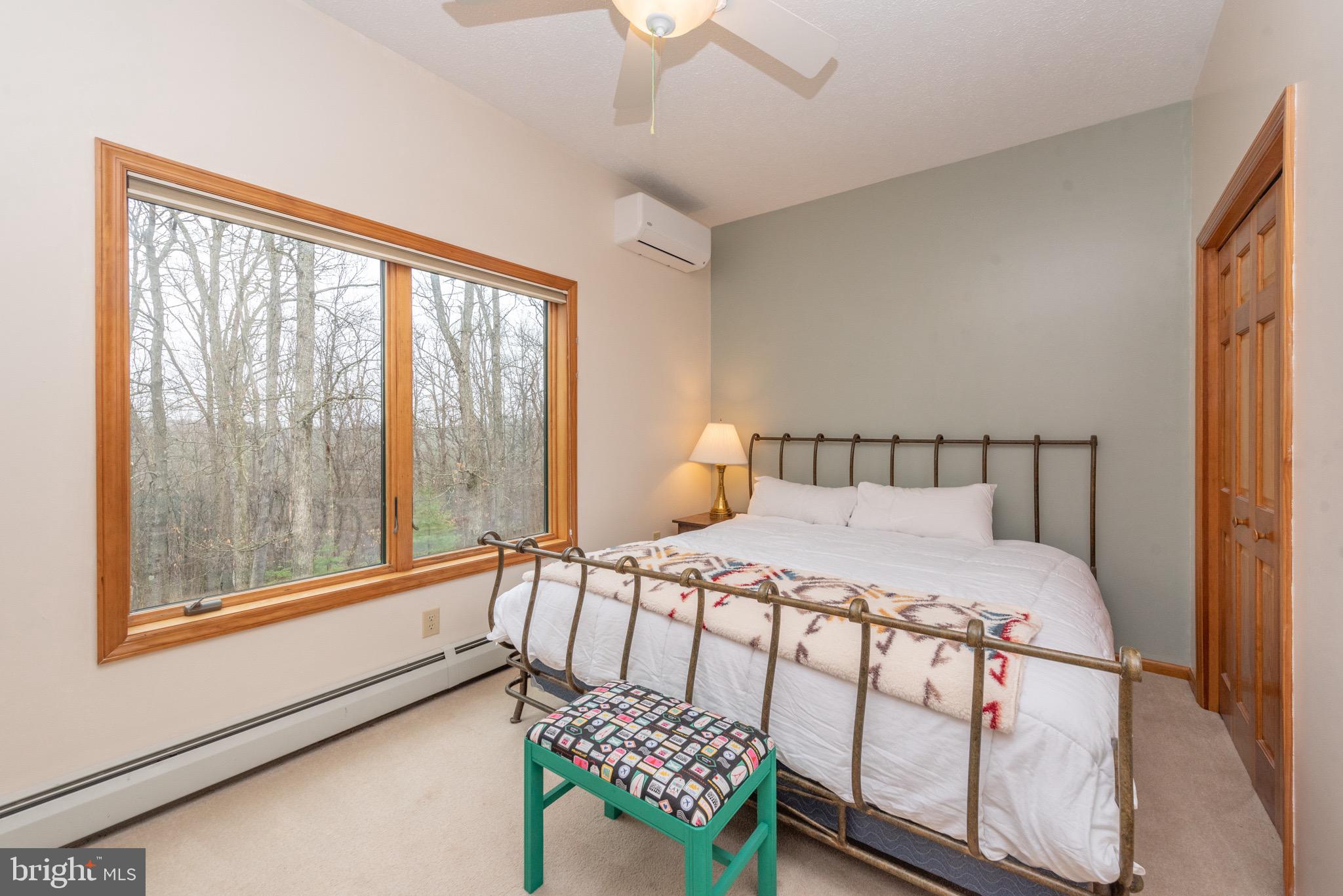 332 Bracken Dr