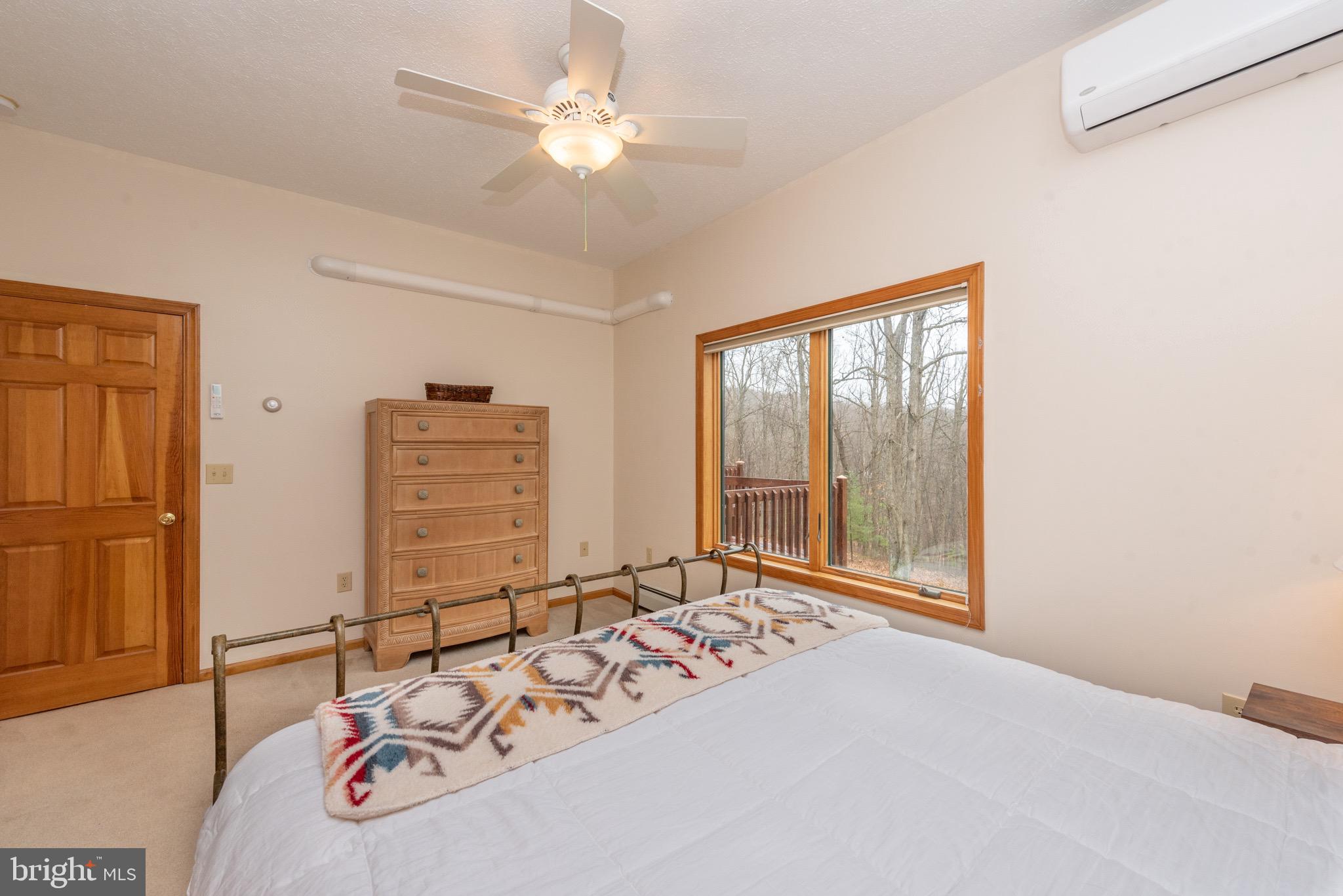 332 Bracken Dr