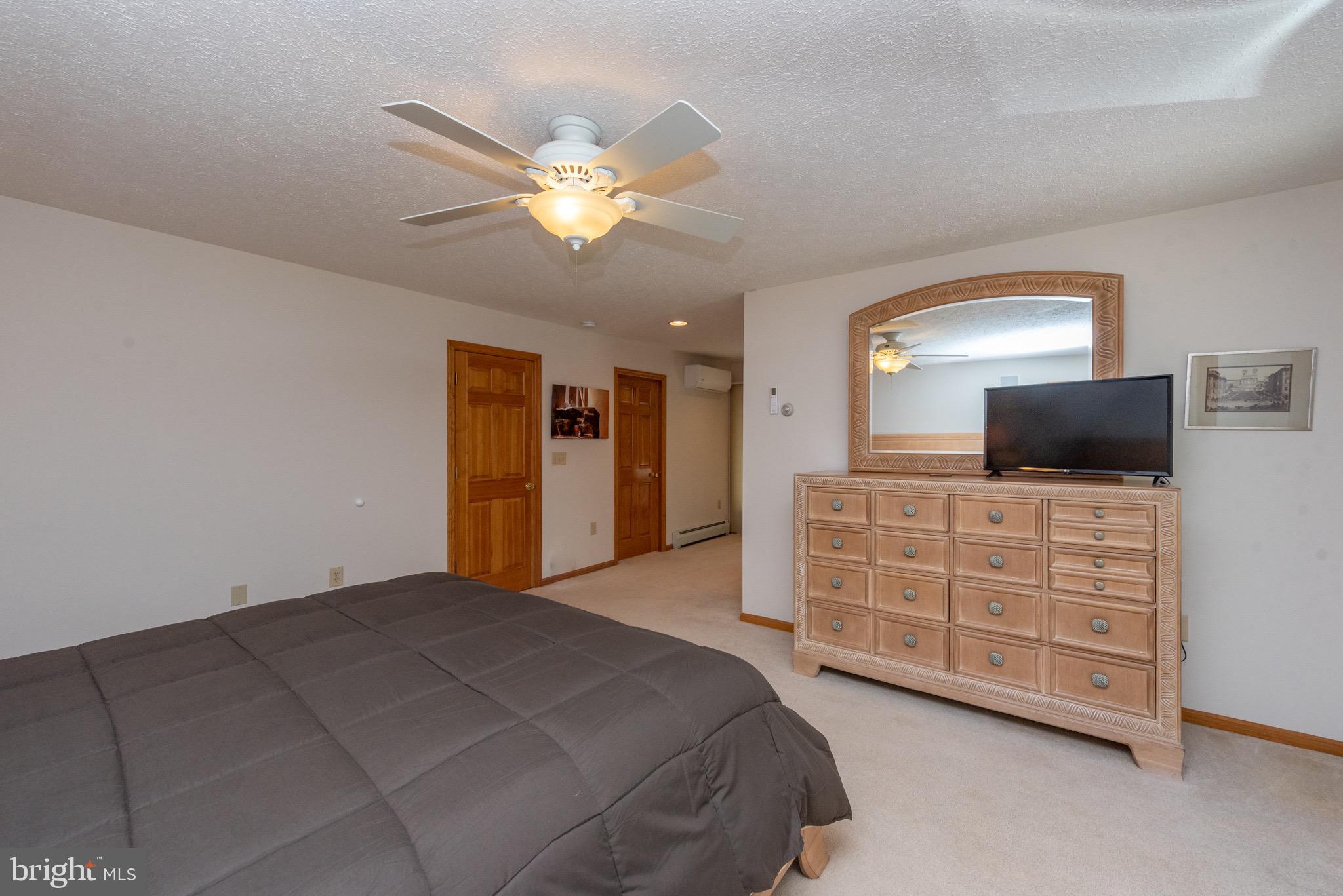 332 Bracken Dr