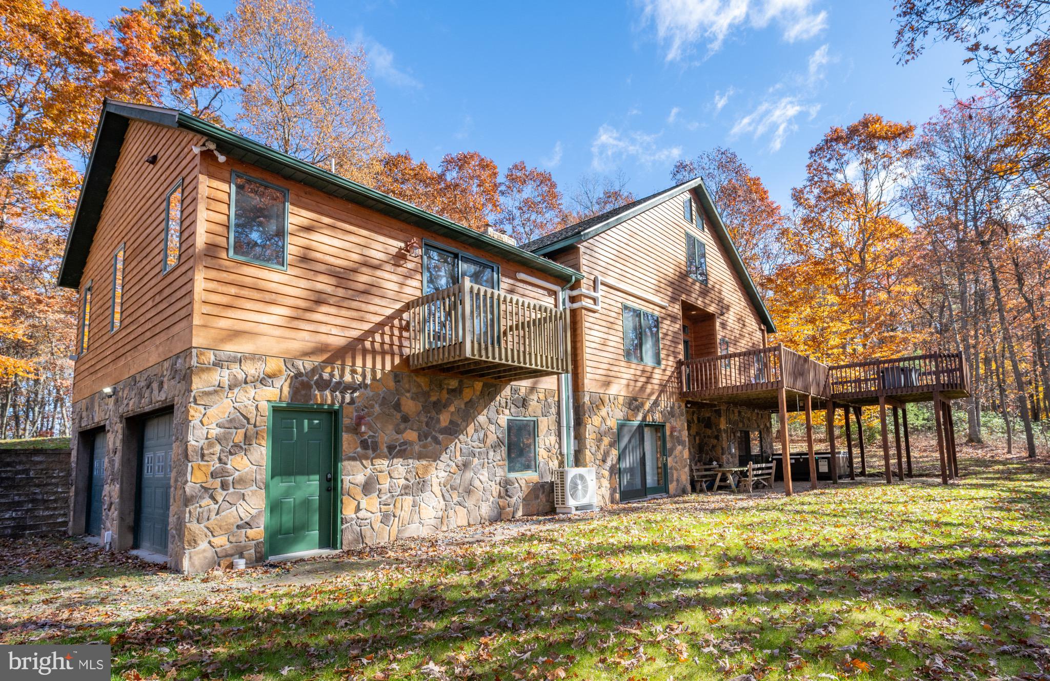 332 Bracken Dr