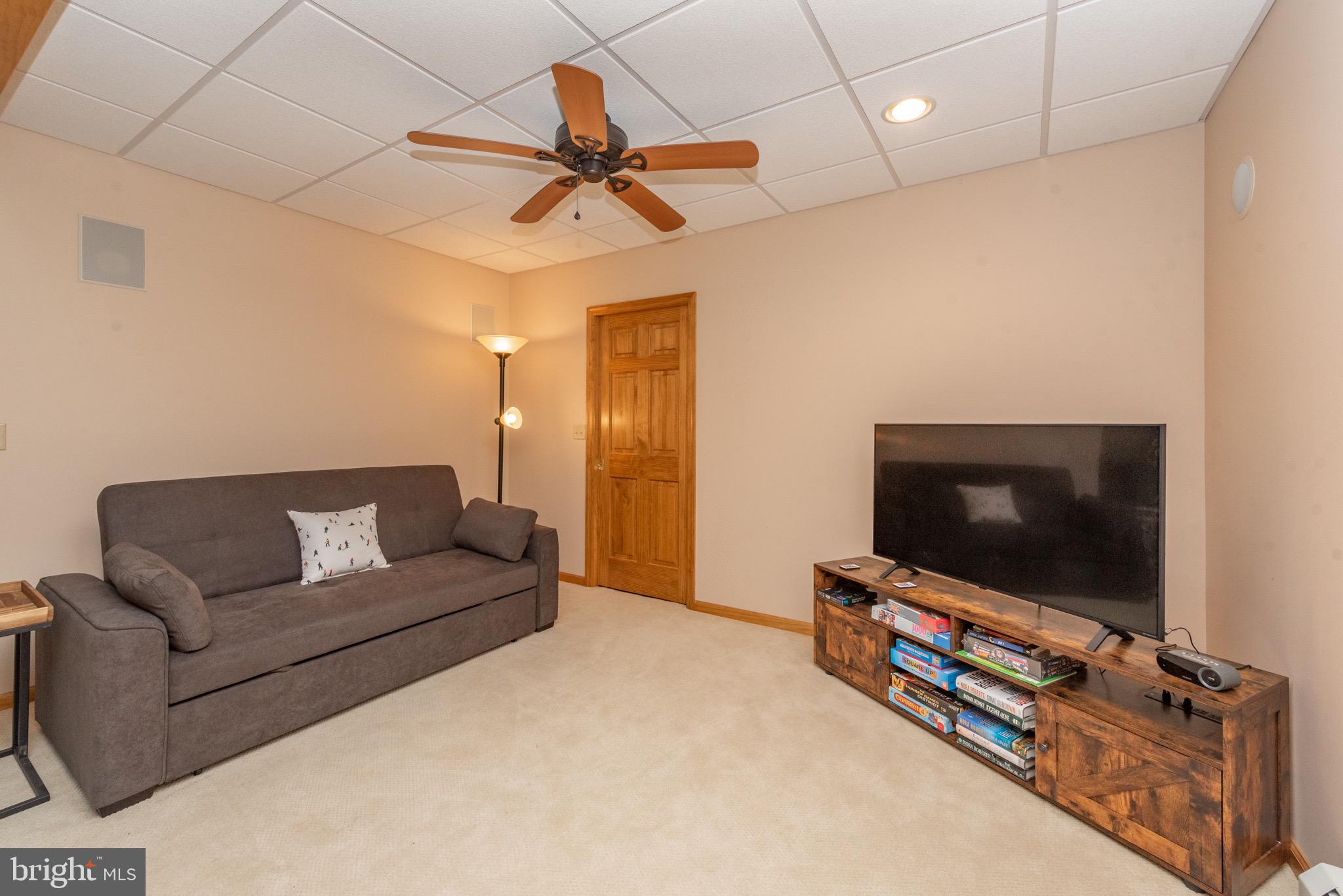 332 Bracken Dr