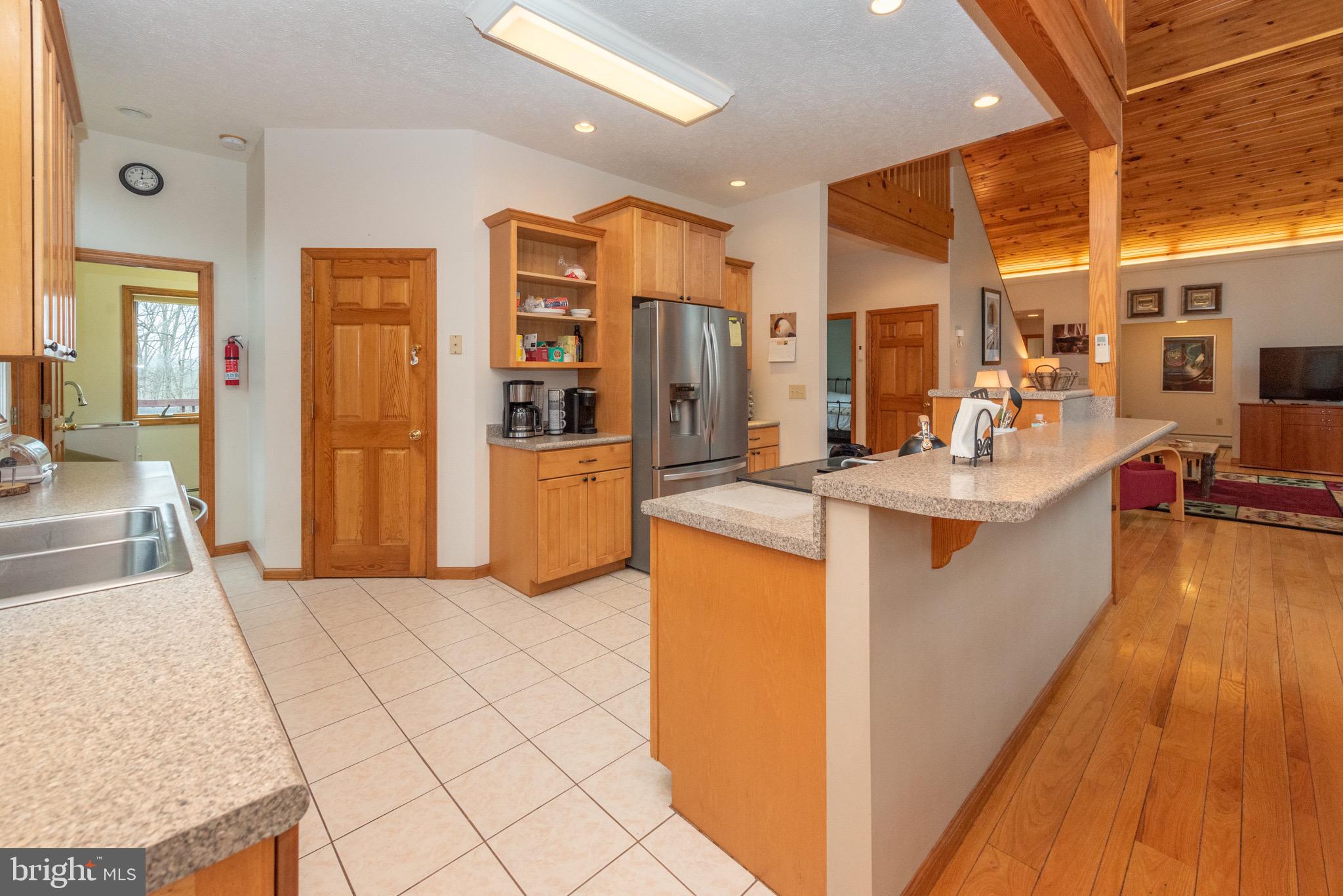 332 Bracken Dr