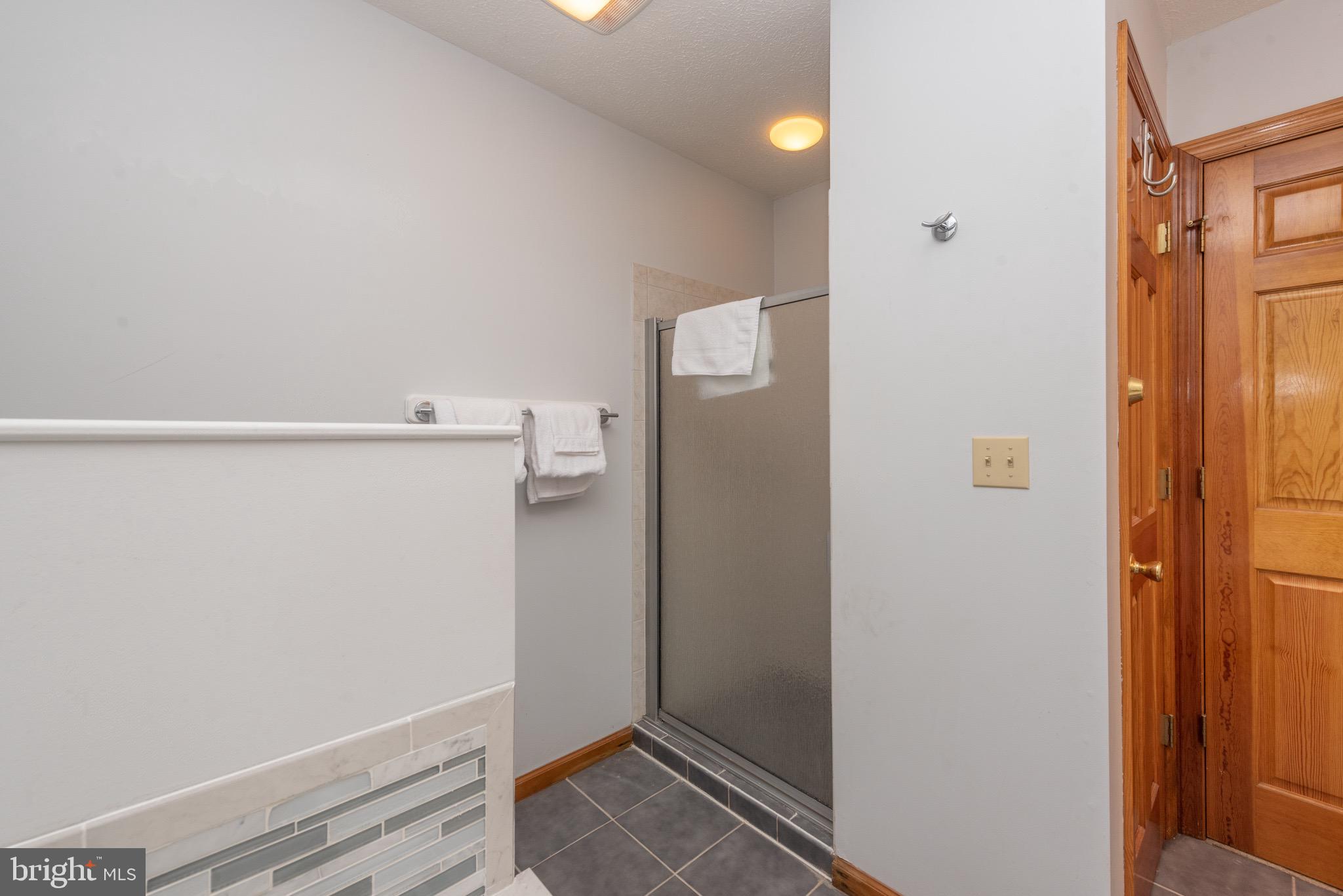 332 Bracken Dr