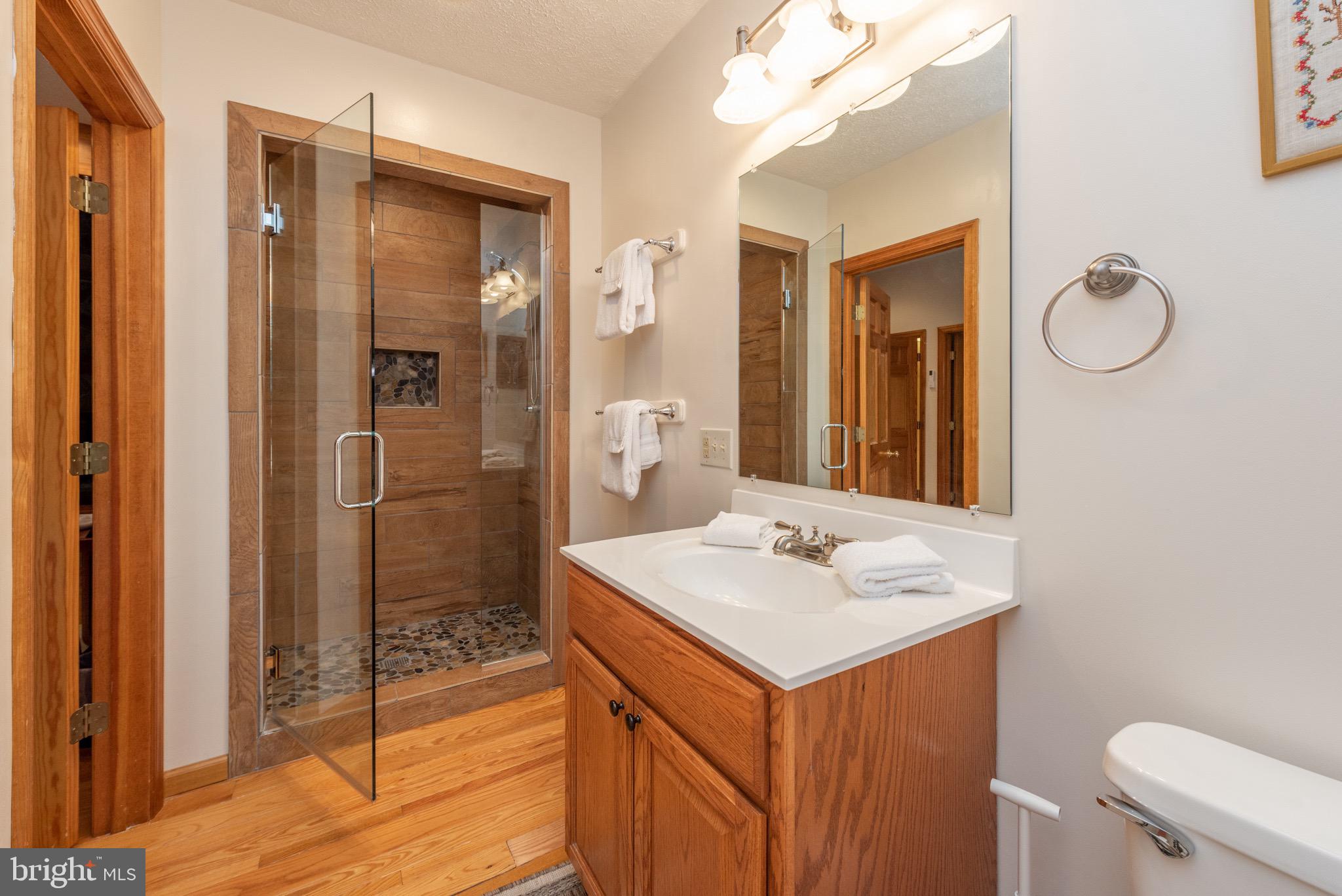 332 Bracken Dr
