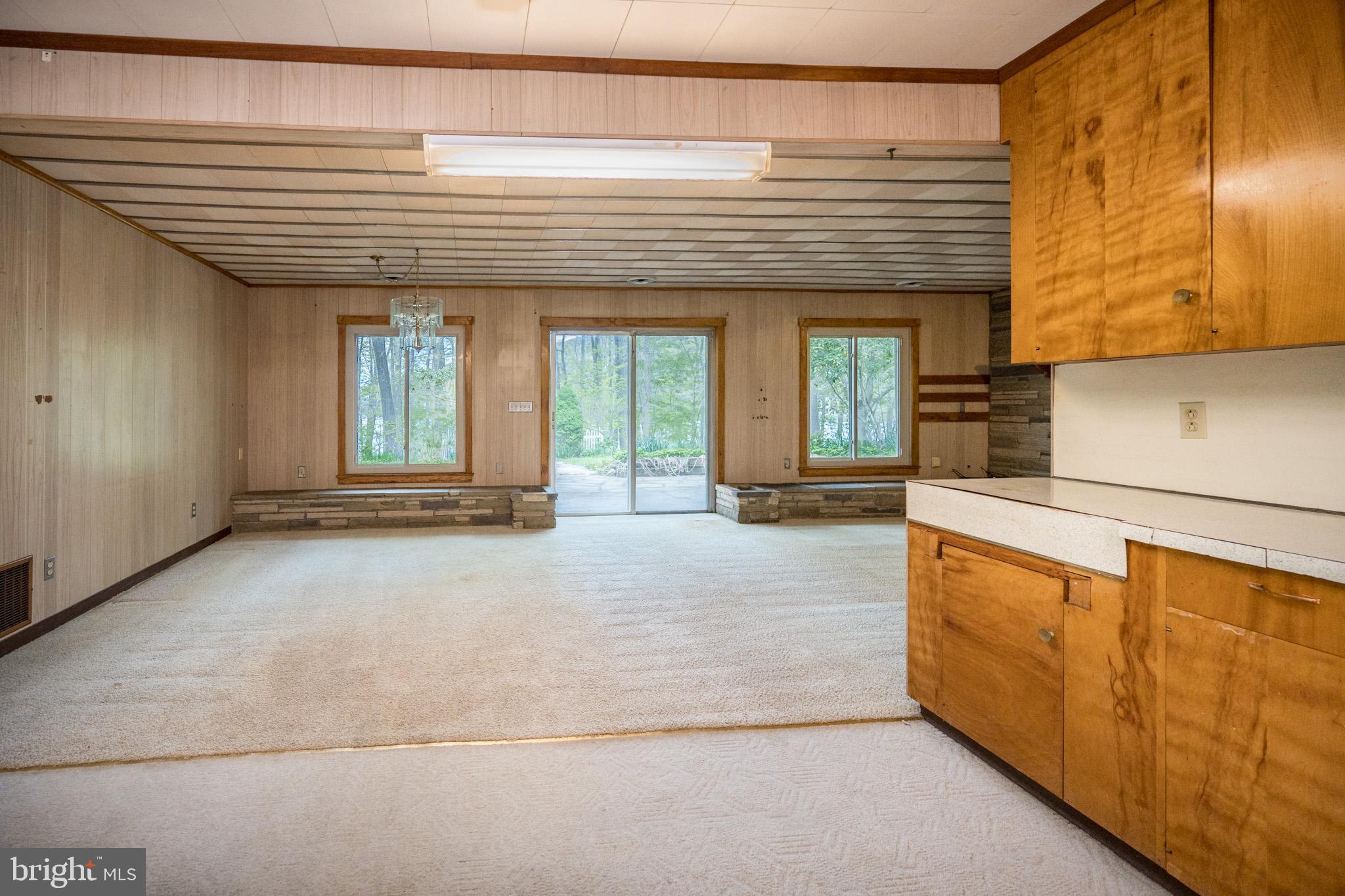 1321 Marsh Hill Rd