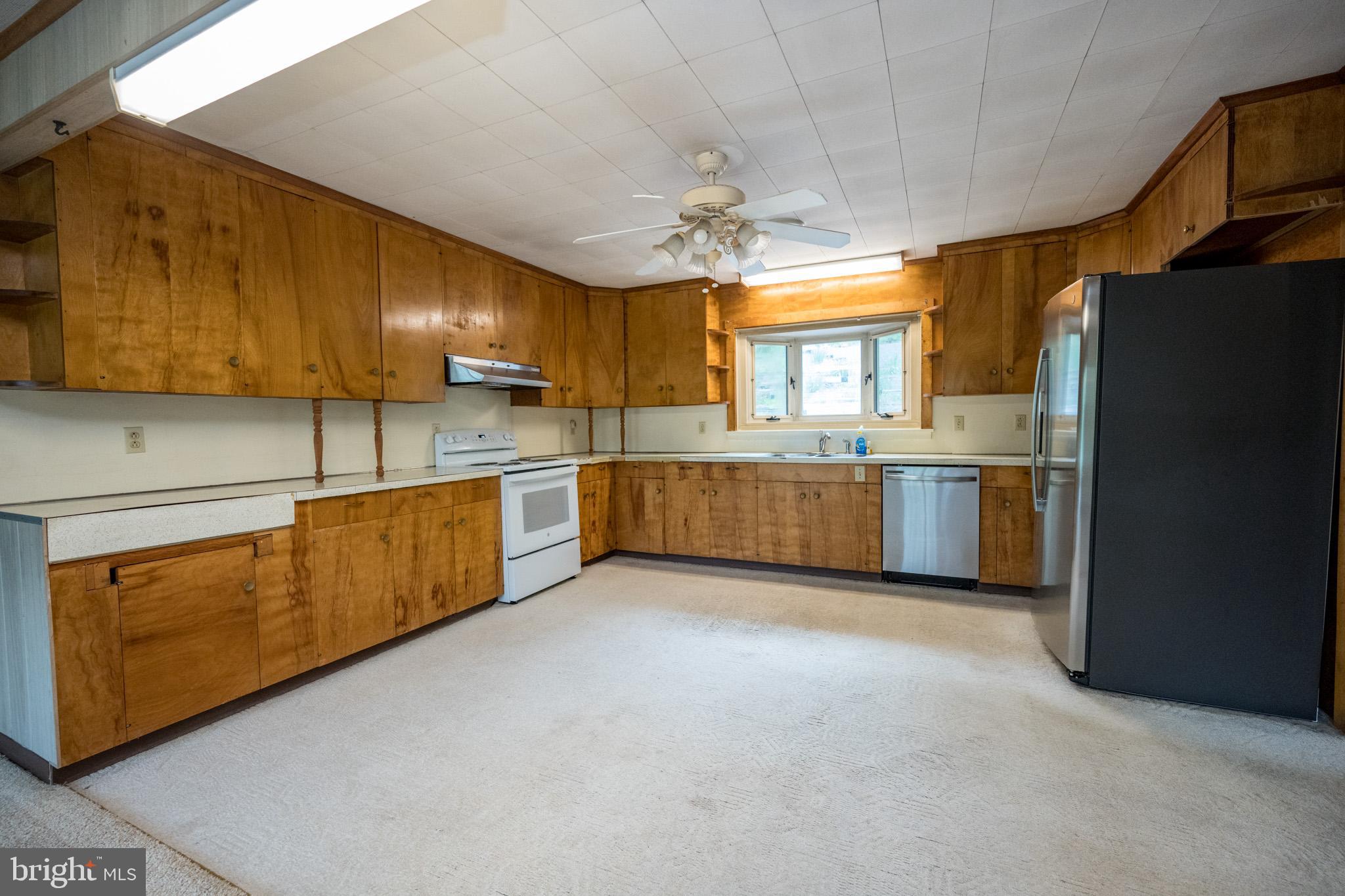 1321 Marsh Hill Rd