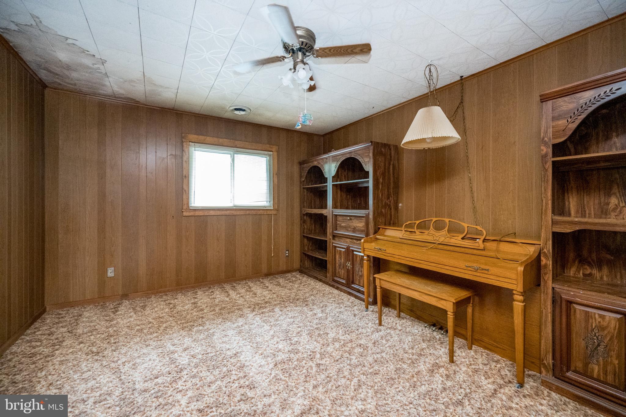 1321 Marsh Hill Rd