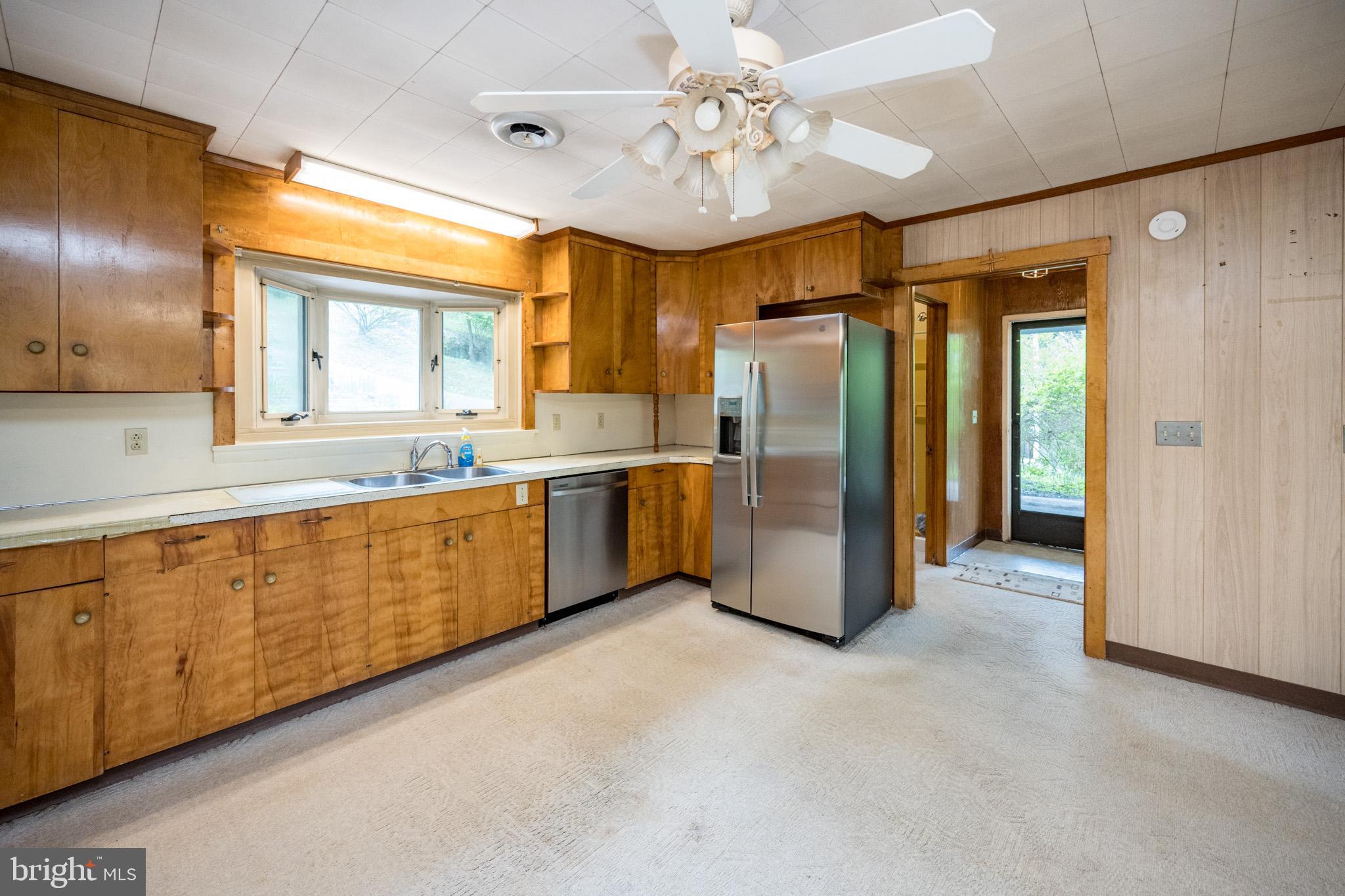 1321 Marsh Hill Rd