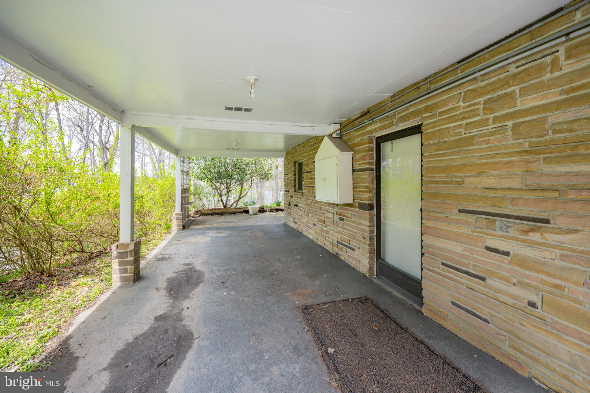 1321 Marsh Hill Rd