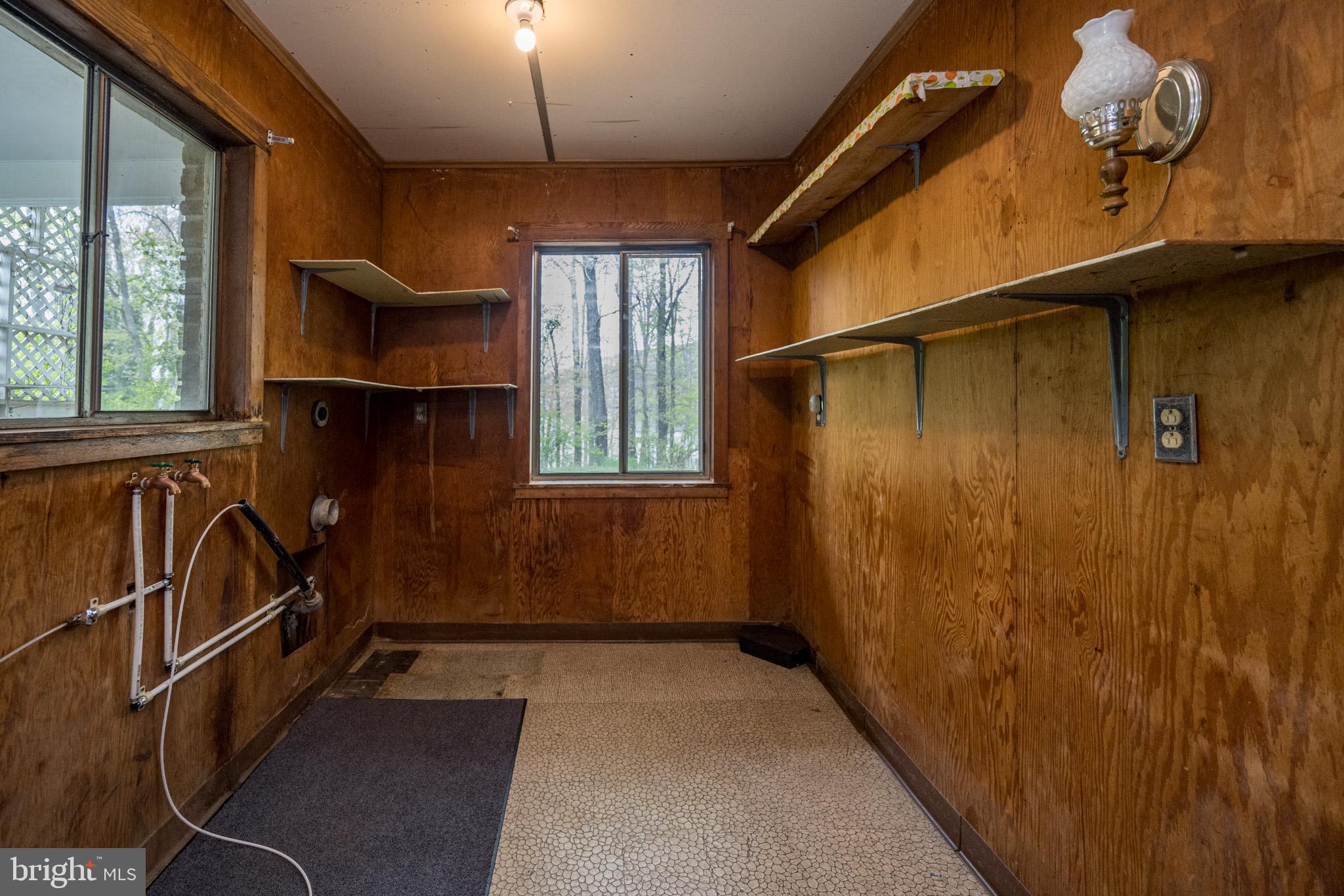 1321 Marsh Hill Rd
