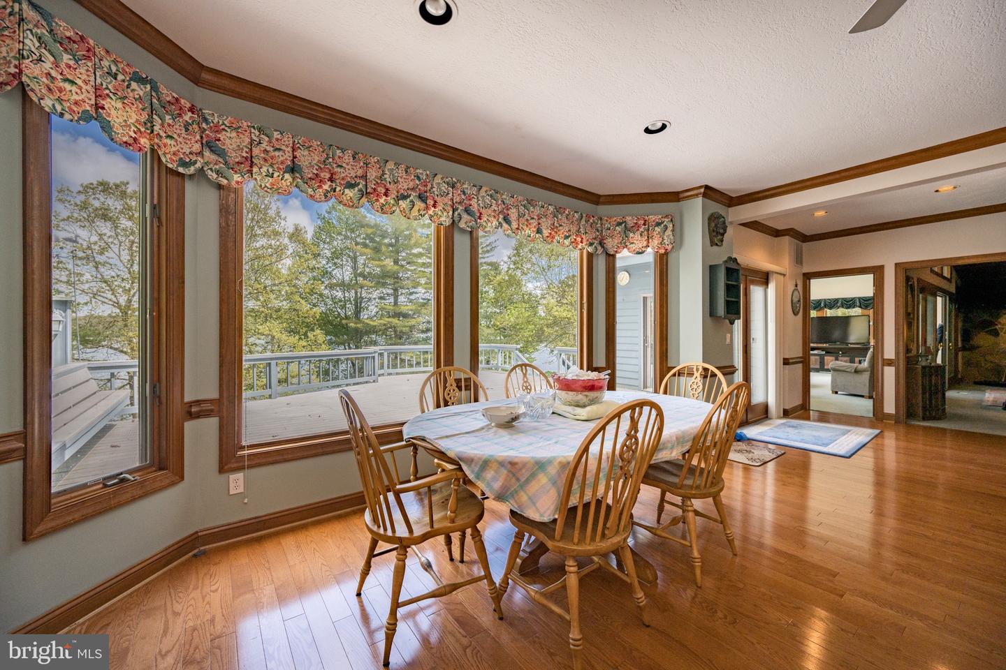 62 Duck Cove Rd
