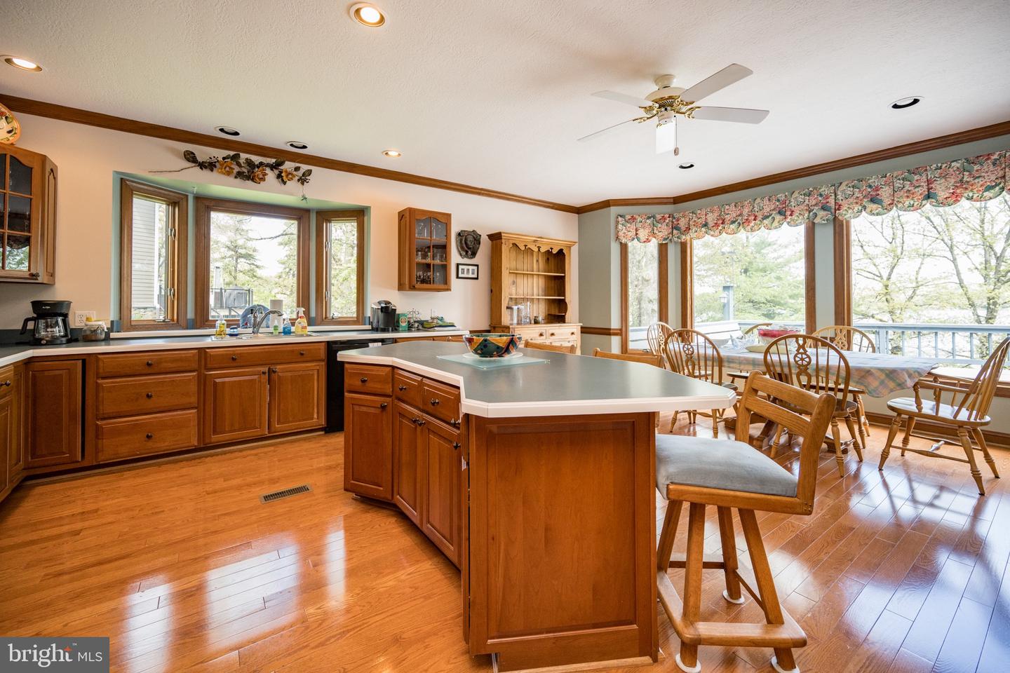 62 Duck Cove Rd