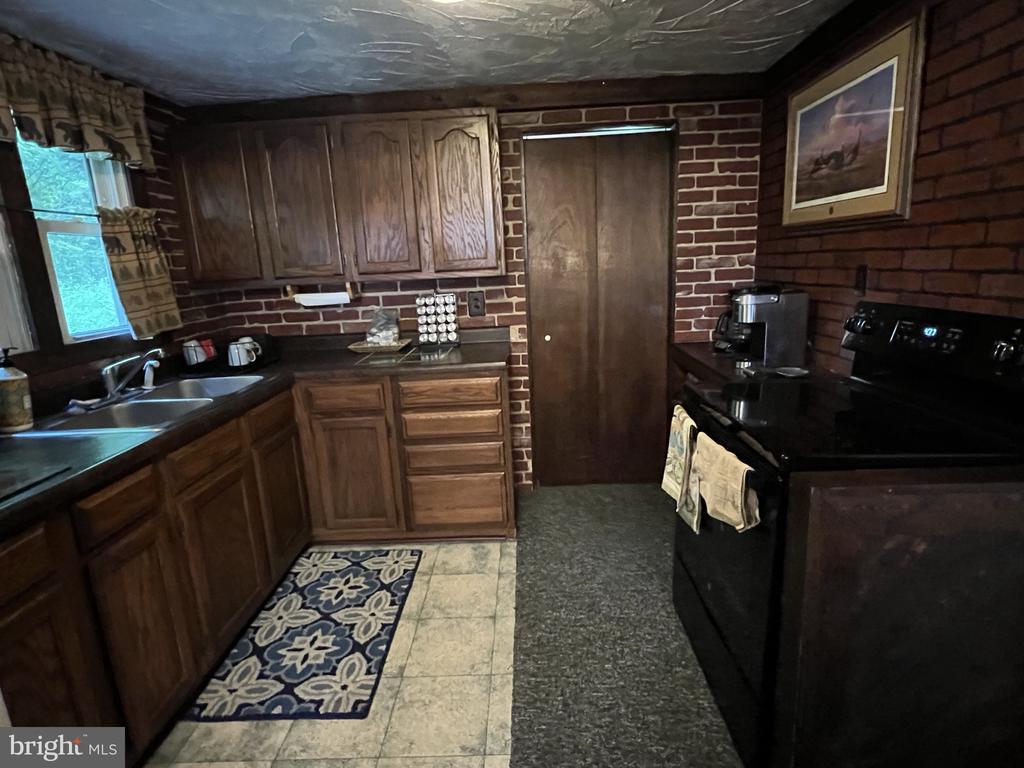 193 GRAVELLY RUN ROAD