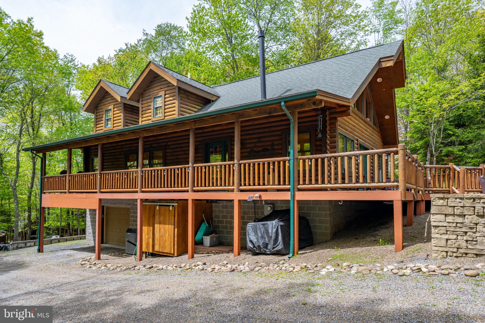 201 Deer Run Ln