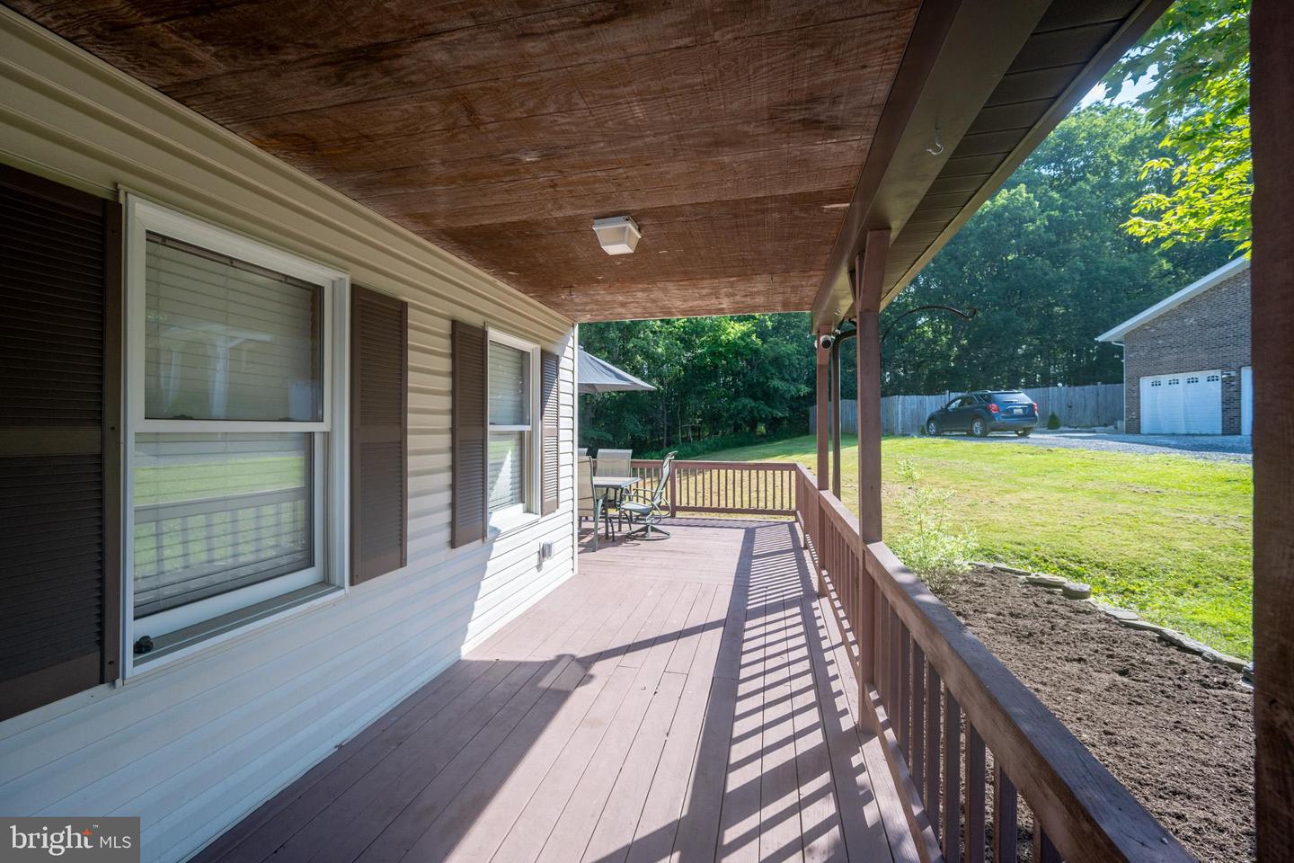 163 Crestview Dr
