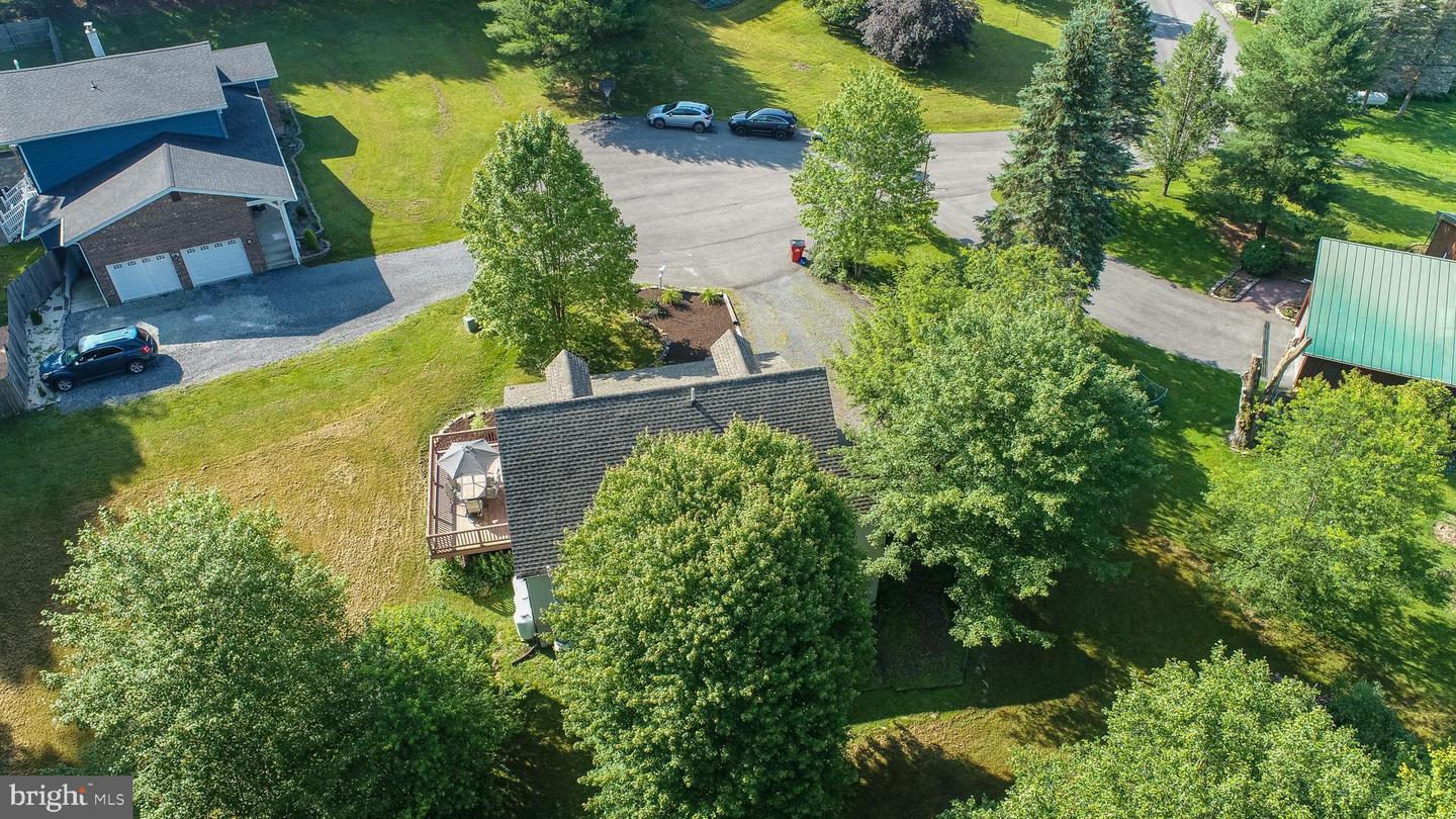 163 Crestview Dr