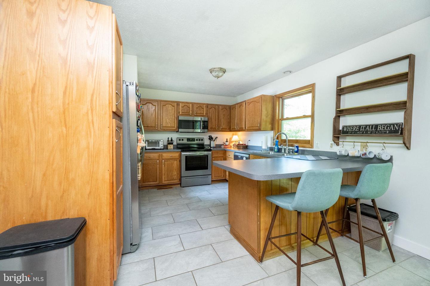 163 Crestview Dr