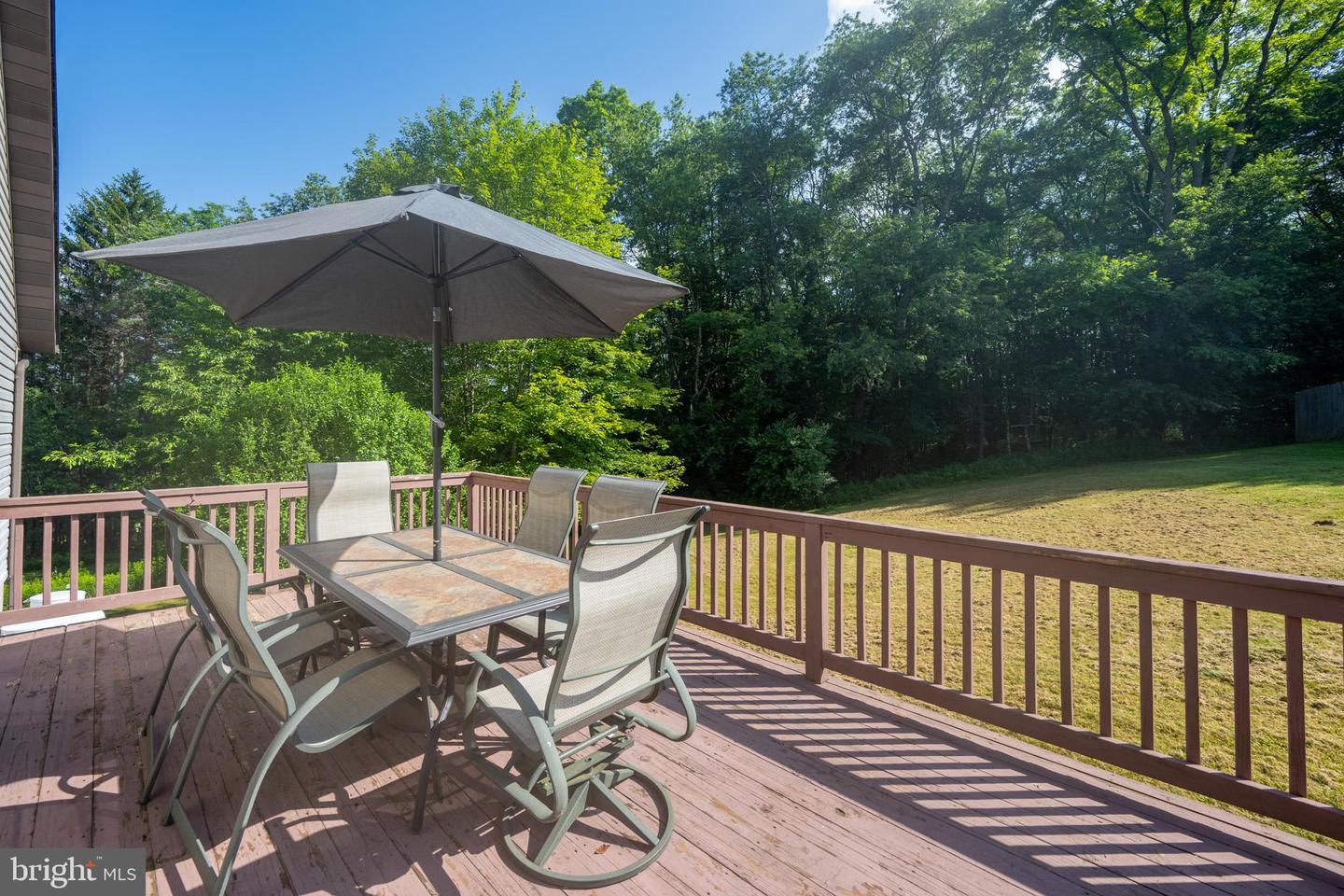 163 Crestview Dr
