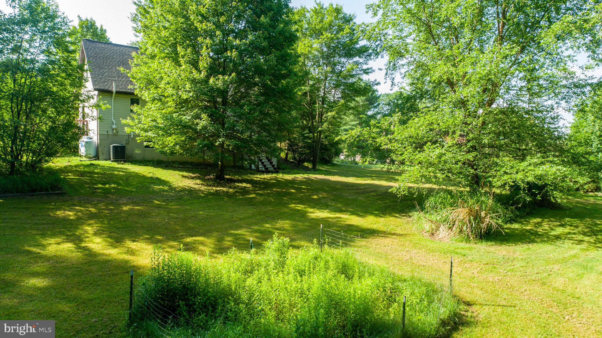 163 Crestview Dr