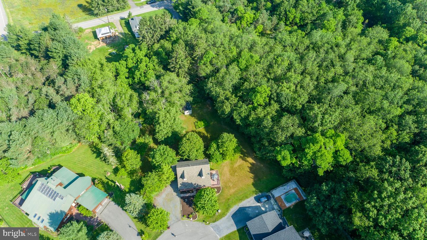 163 Crestview Dr