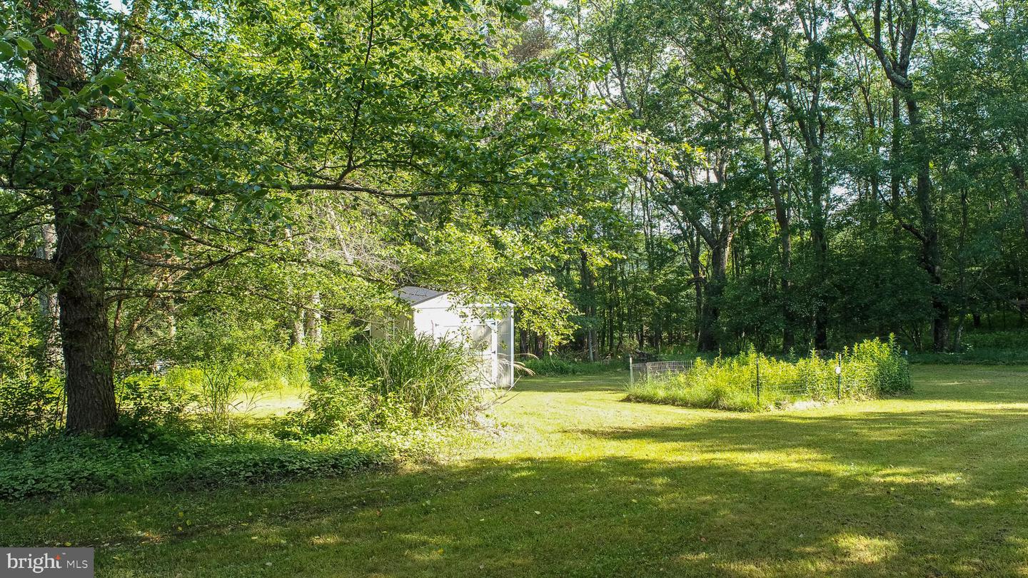 163 Crestview Dr