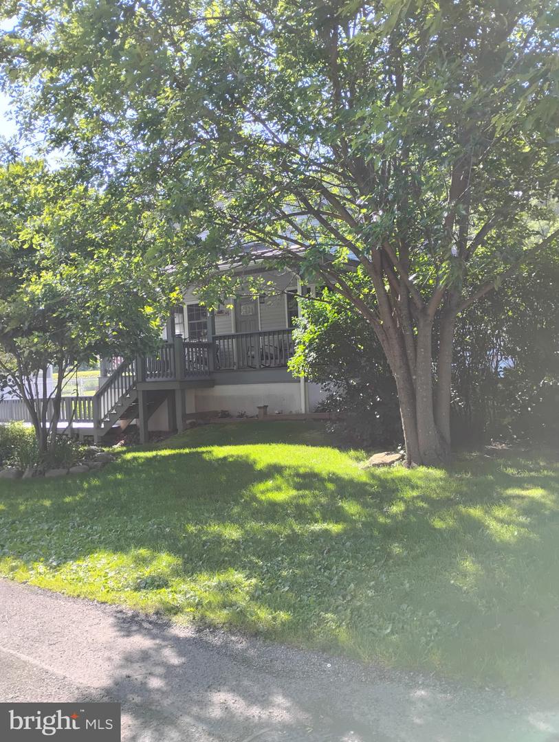 108 W Center St