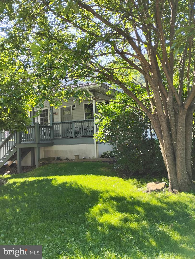 108 W Center St