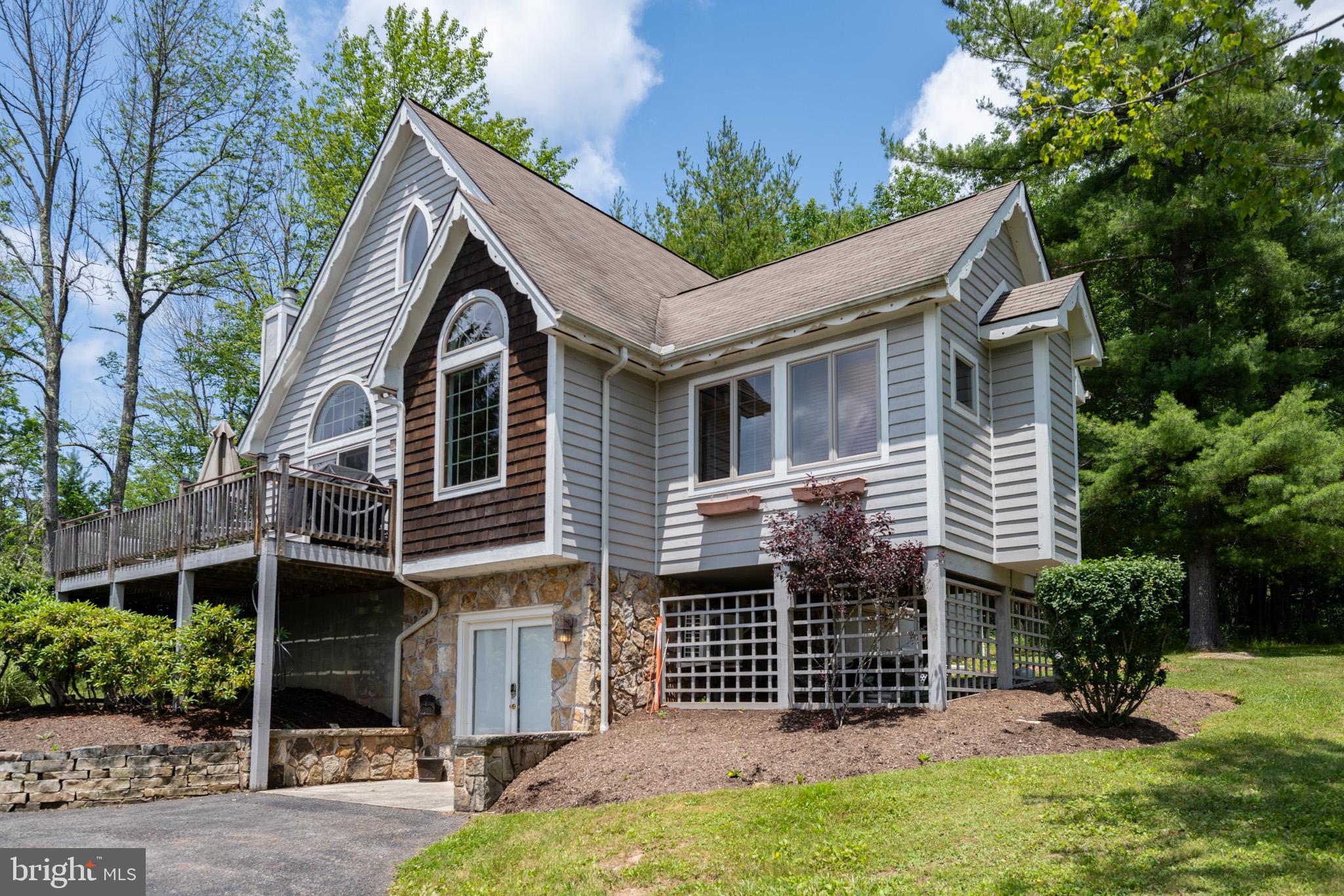 201 Rock Lodge Rd