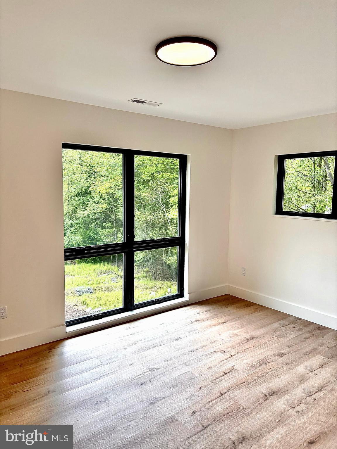 200 LAKE SHORE DRIVE